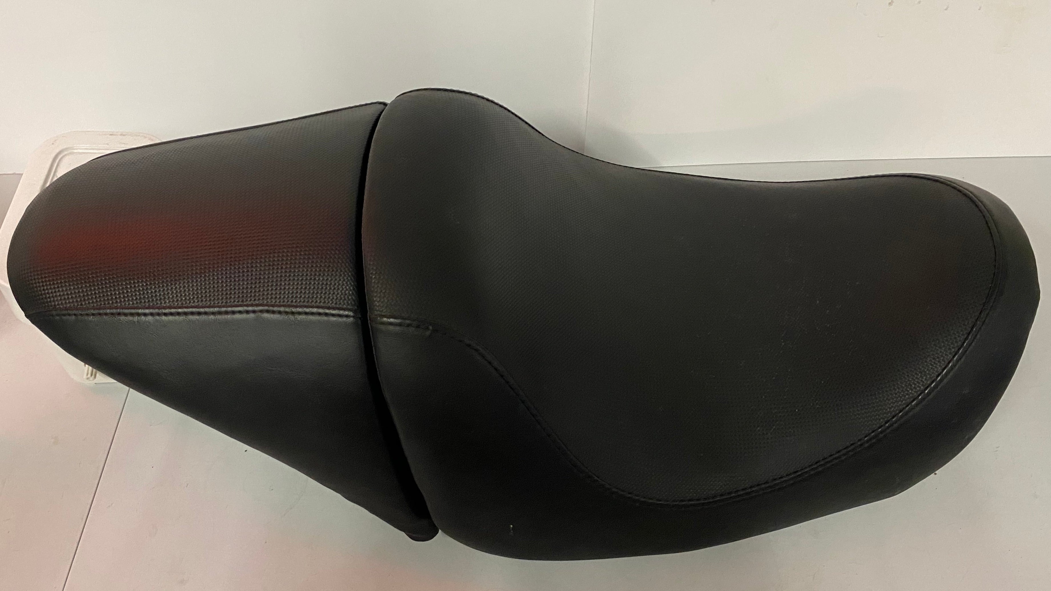 Selle duo VROD VRSC Night Rod Harley Davidson REF 52326-07 & 52371-07