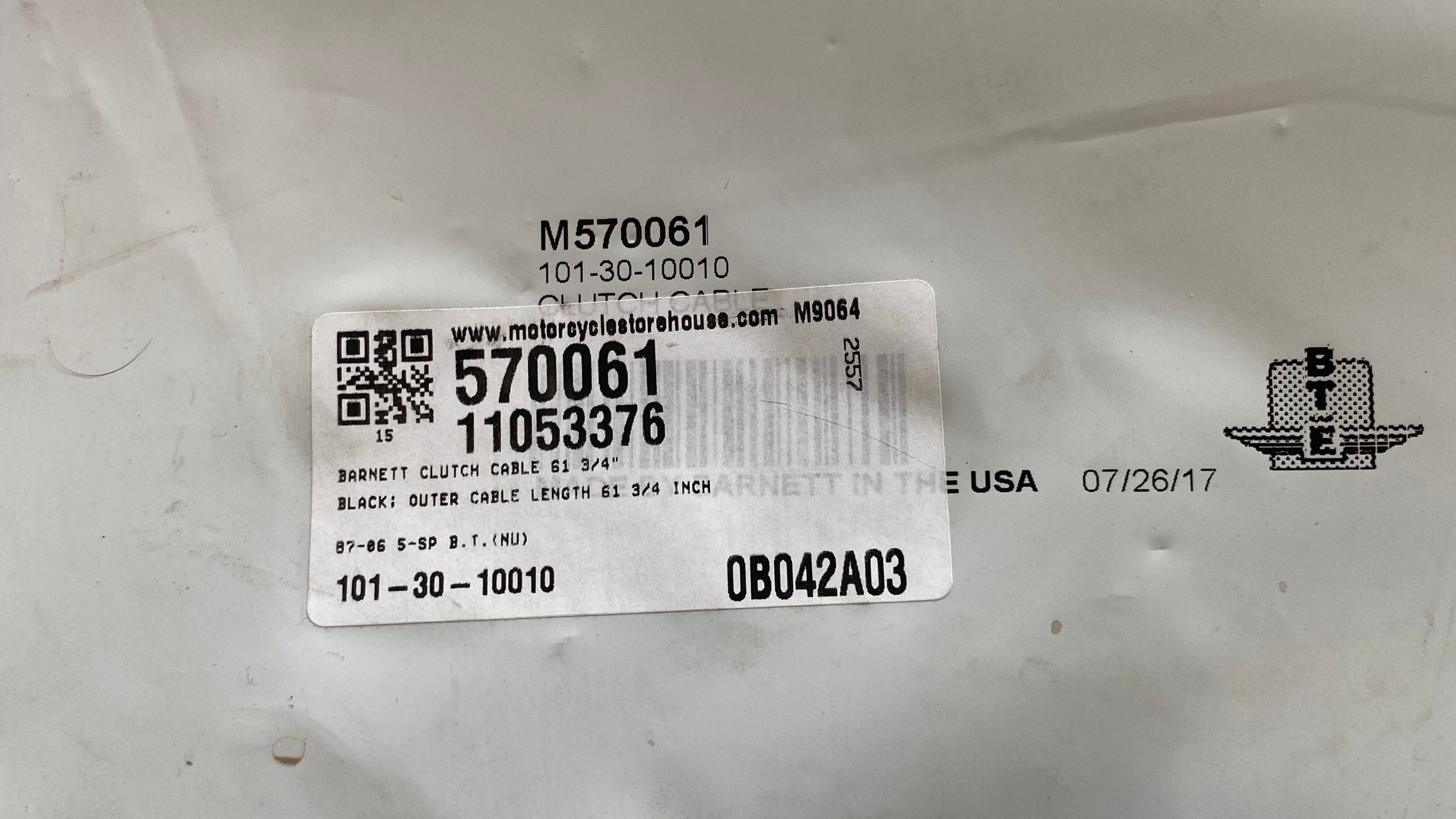 Cable embrayage 61-3/4 pouces Barnett Big Twin Harley Davidson REF MCS 570061