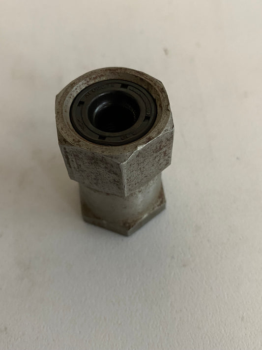 Ecrou noix d'embrayage Harley Davidson REF OEM : 37496-65