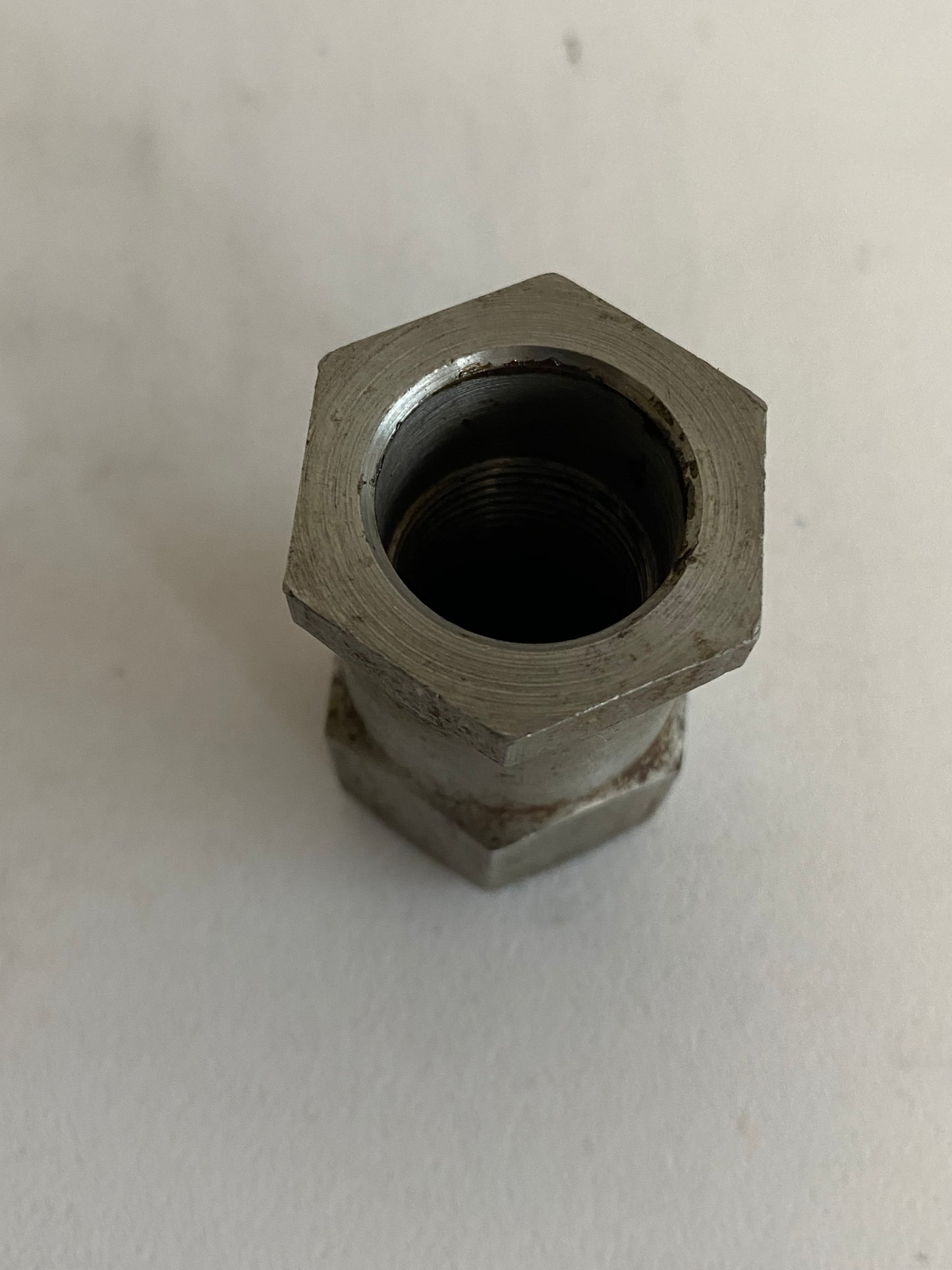 Ecrou noix d'embrayage Harley Davidson REF OEM : 37496-65