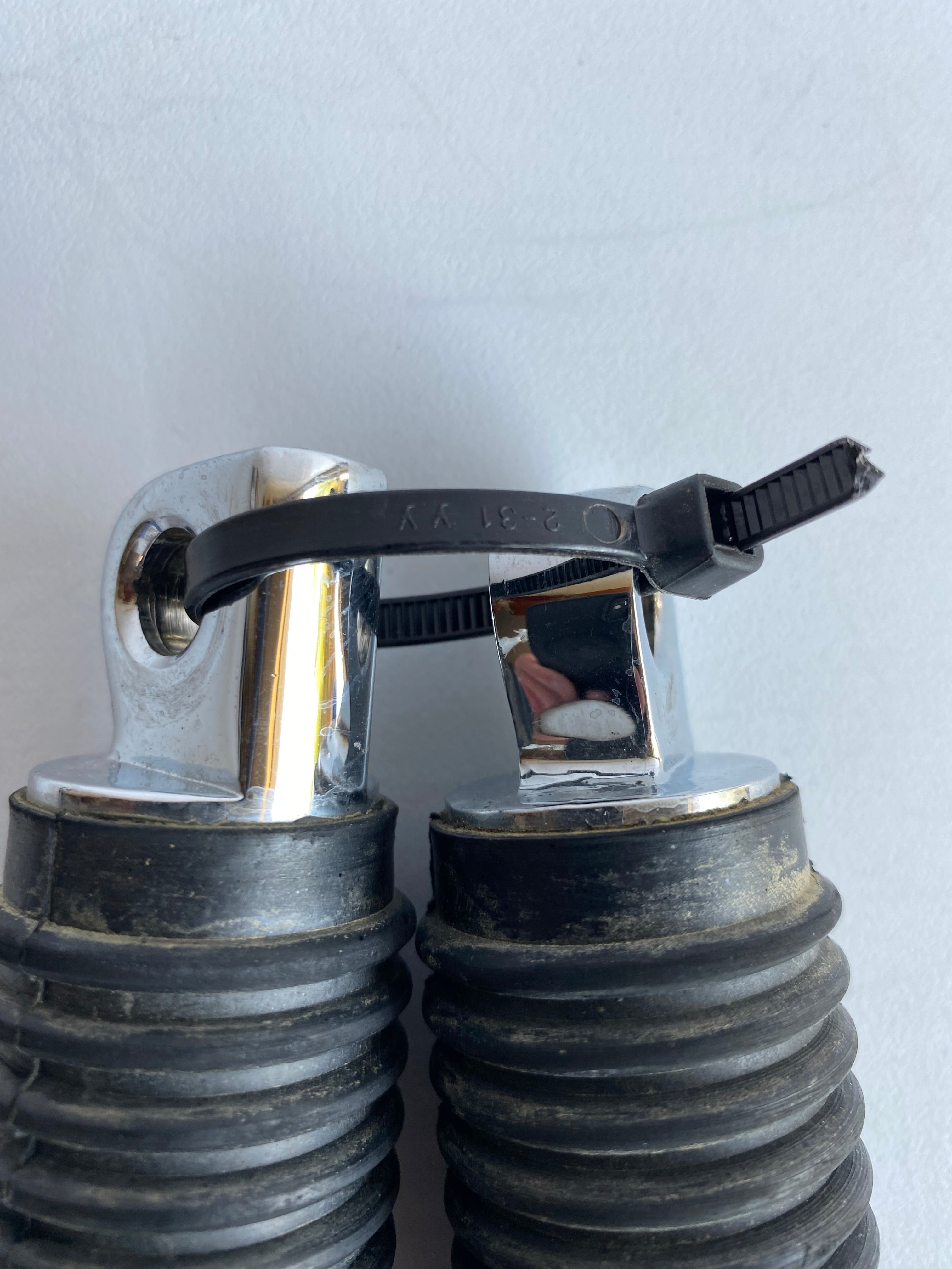 Jeu de cales pieds custom Harley Davidson REF Drag DS253406