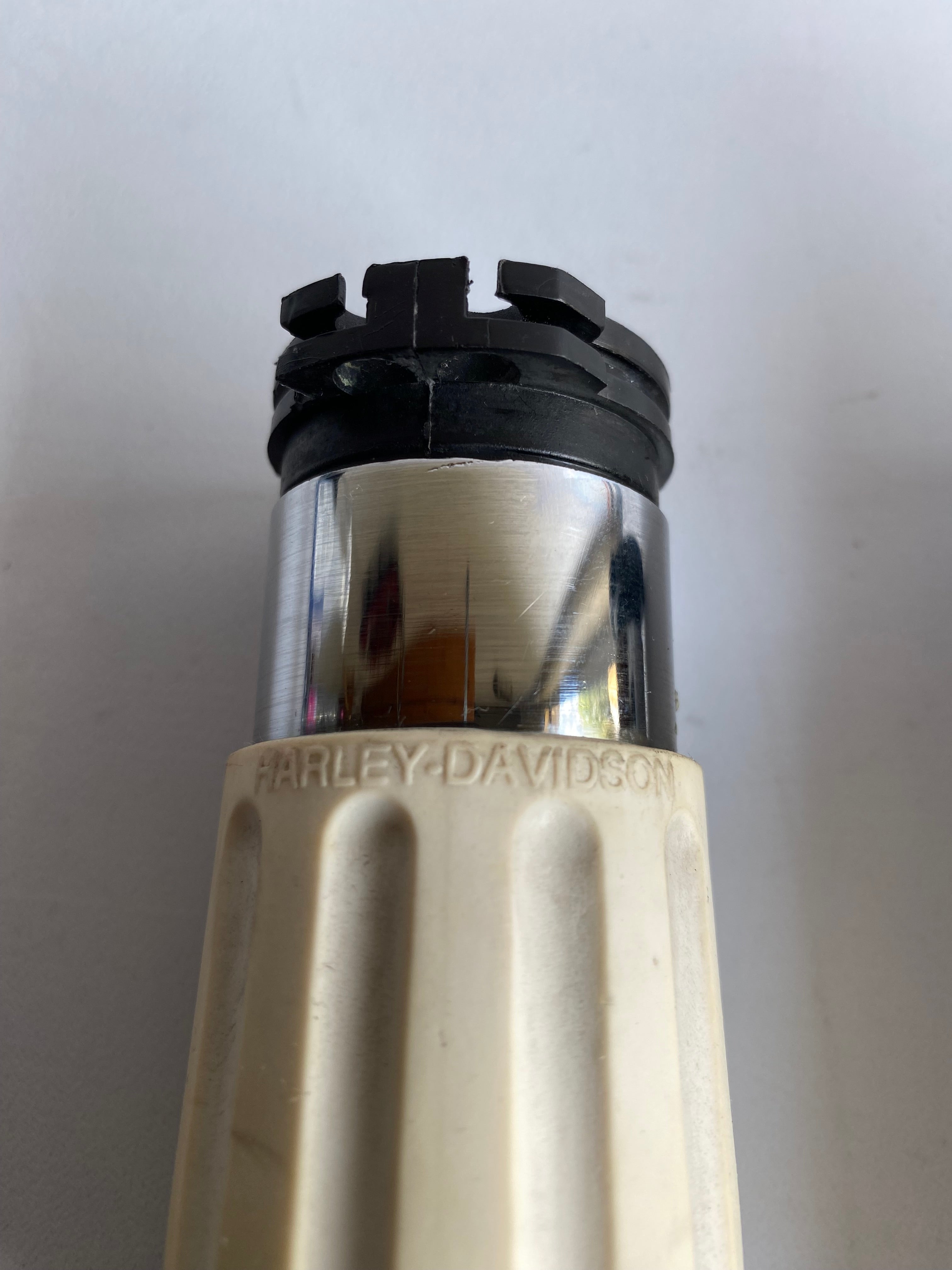 Harley Davidson White Cable Grip Set REF 56100054