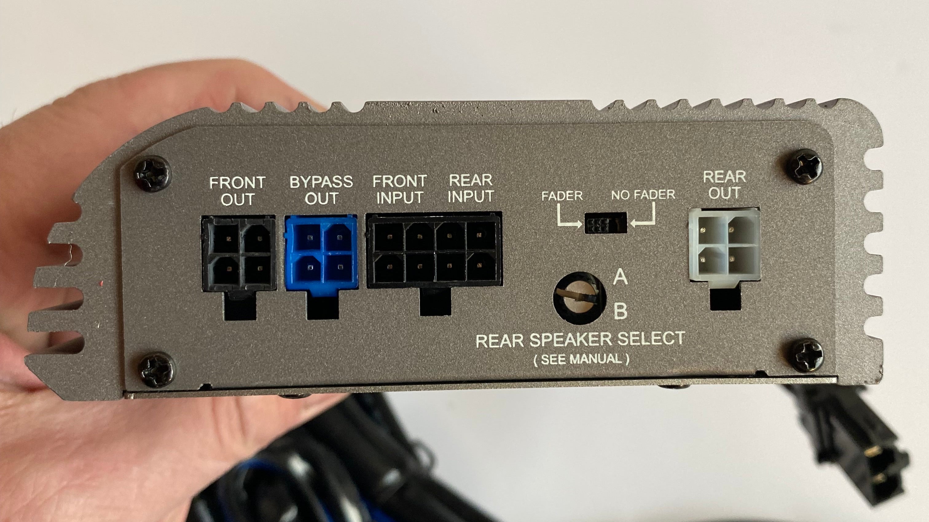 Amplificateur 4 canaux 200 Watts HOG Tunes Touring Harley Davidson REF : REV450-AA