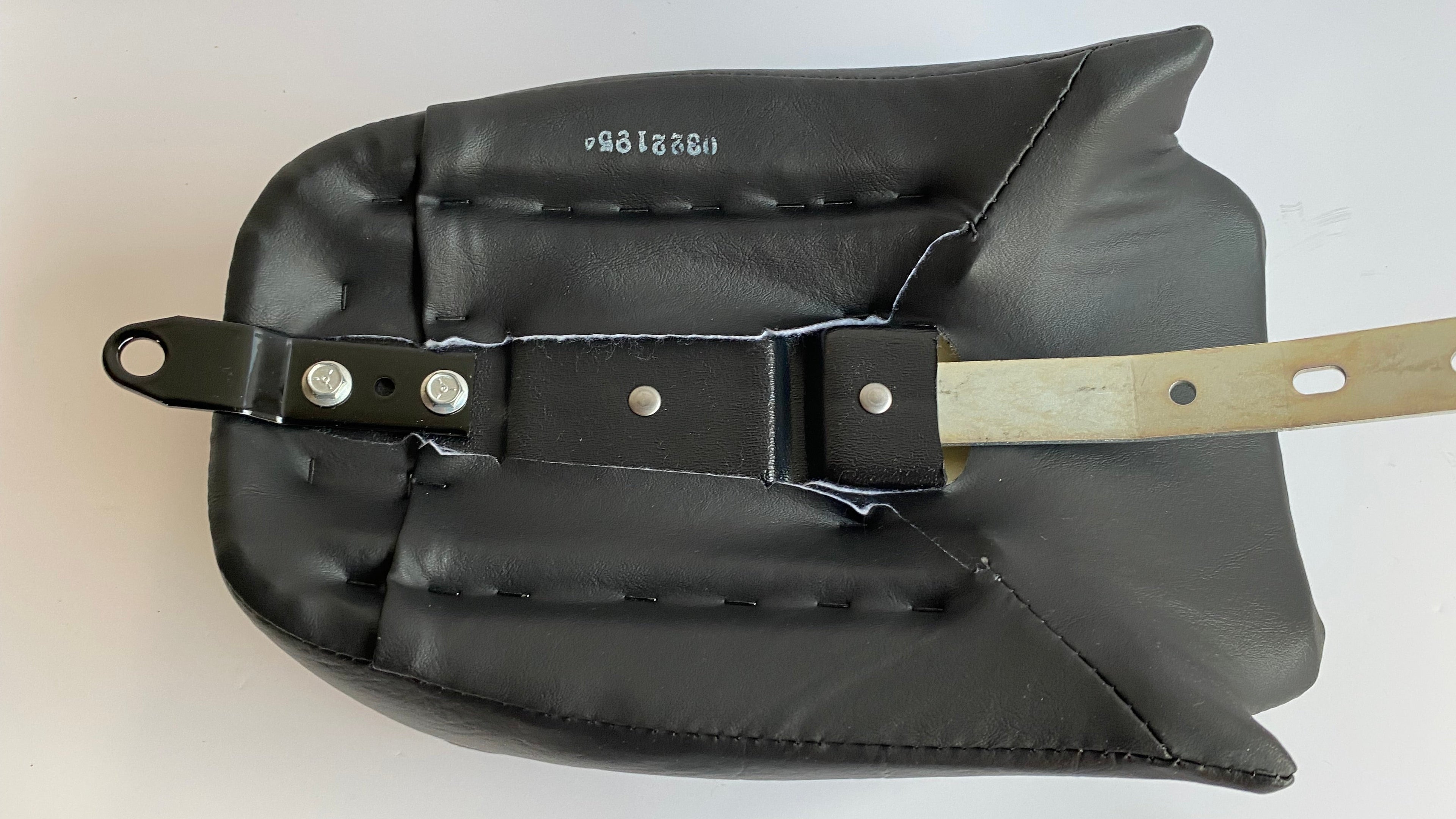 Siège passager Sportster 883 Iron & 1200 N Harley Davidson REF 52400127