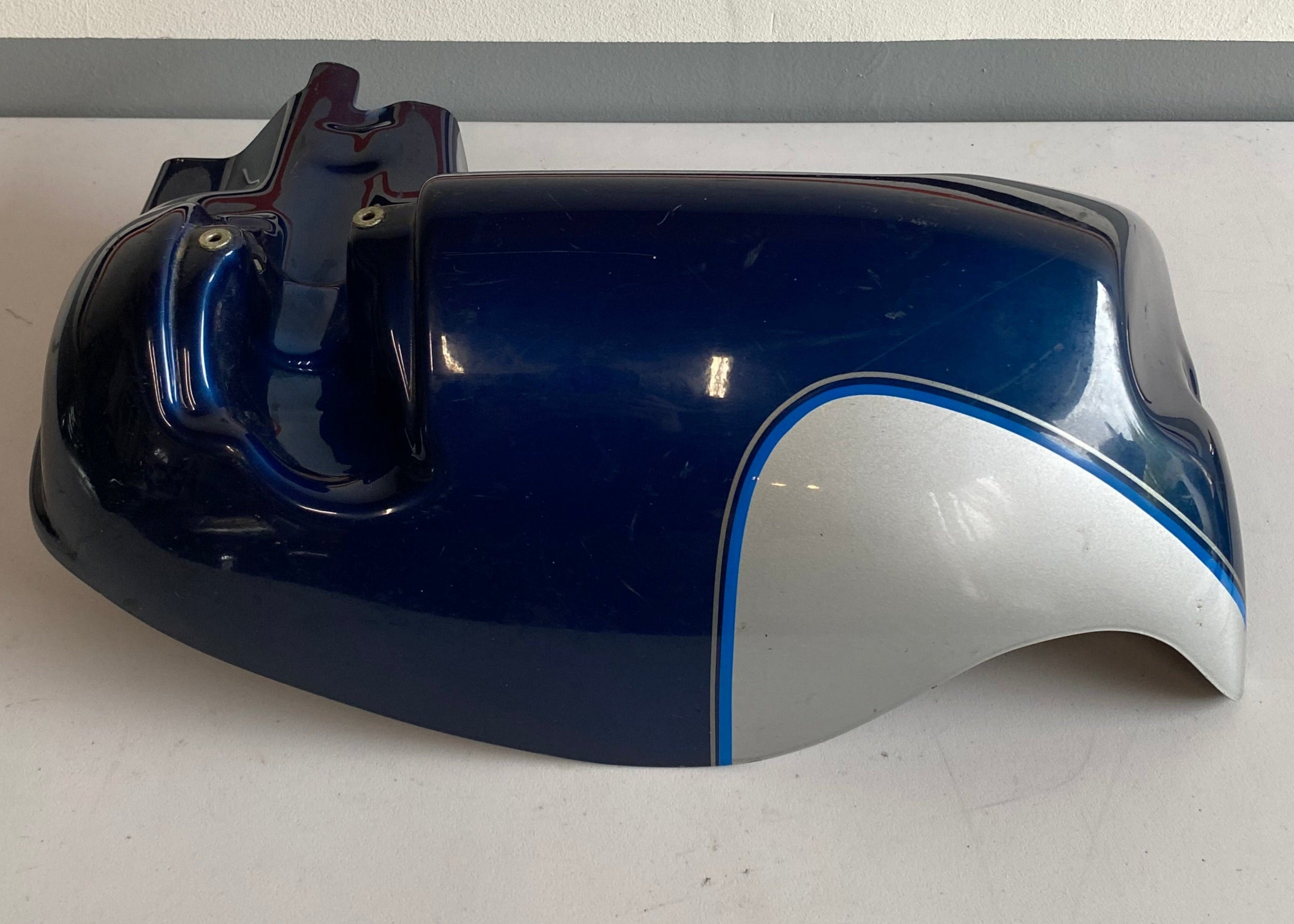 Right crash bar fairing Touring Harley Davidson OEM REF: 58837-00