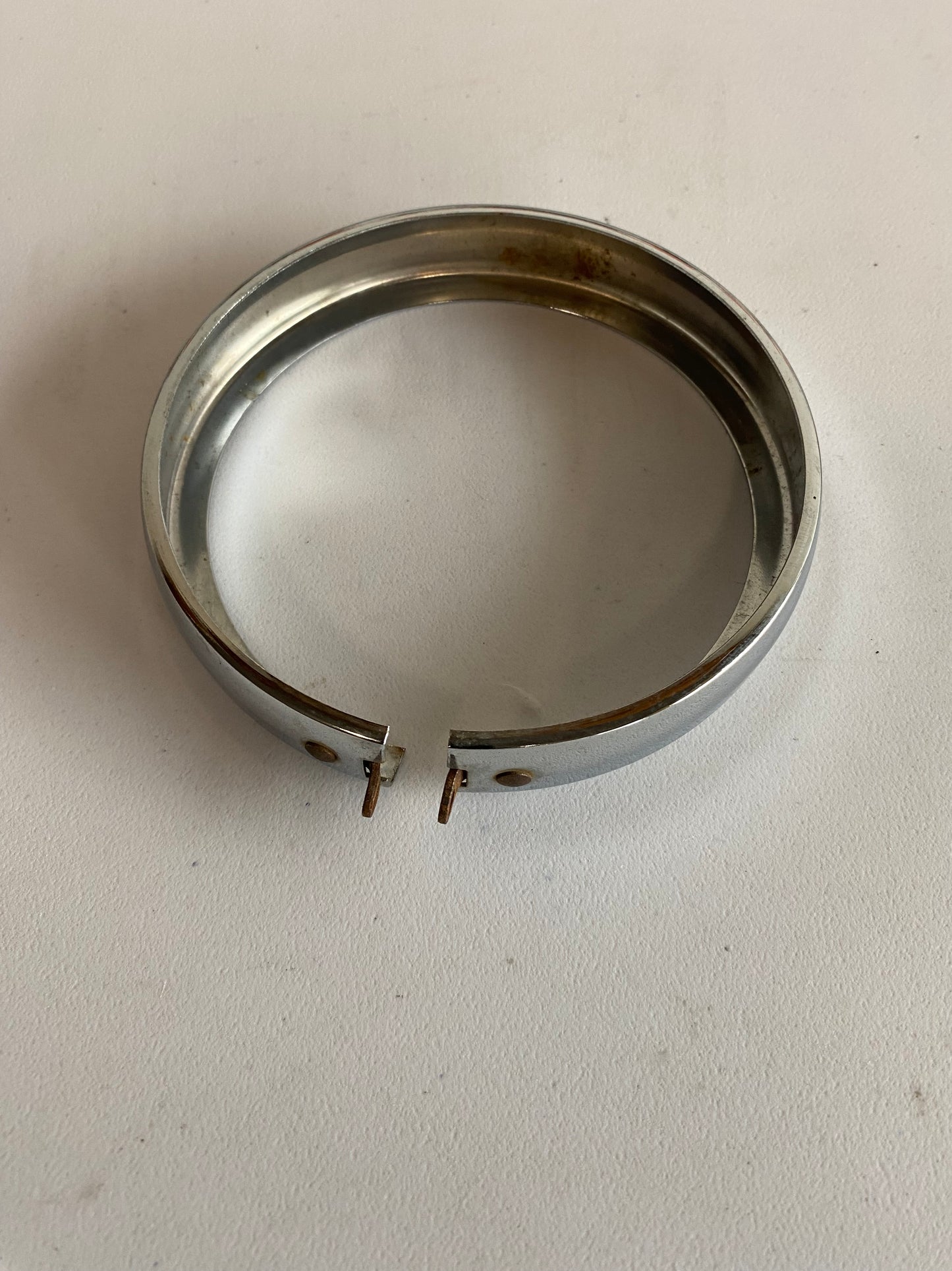 Cerclage passing lamp 4,5 pouces Harley Davidson REF OEM : 68725-62
