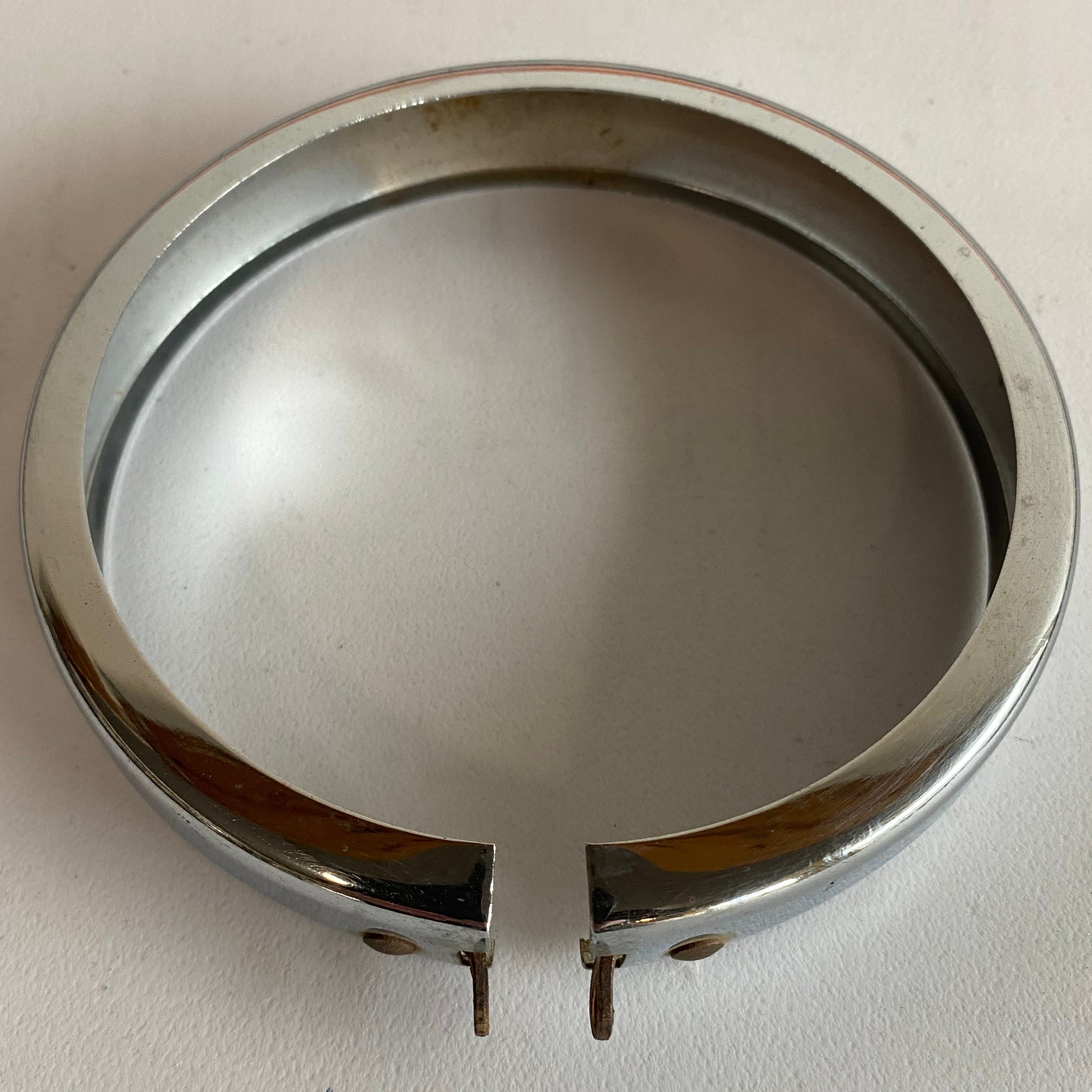 Harley Davidson 4,5 Zoll Zusatzscheinwerferrand OEM-Referenz: 68725-62