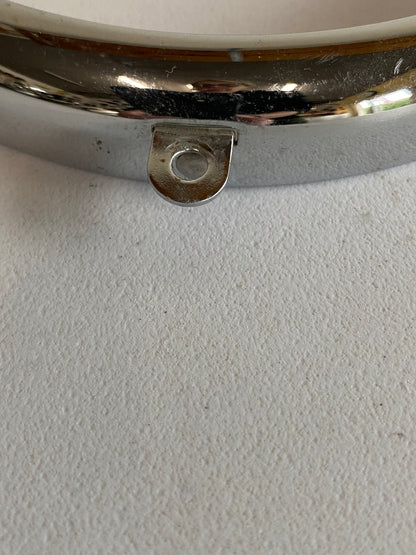 Cerclage de phare 5 3/4 pouces Harley Davidson REF OEM : 67894-93A