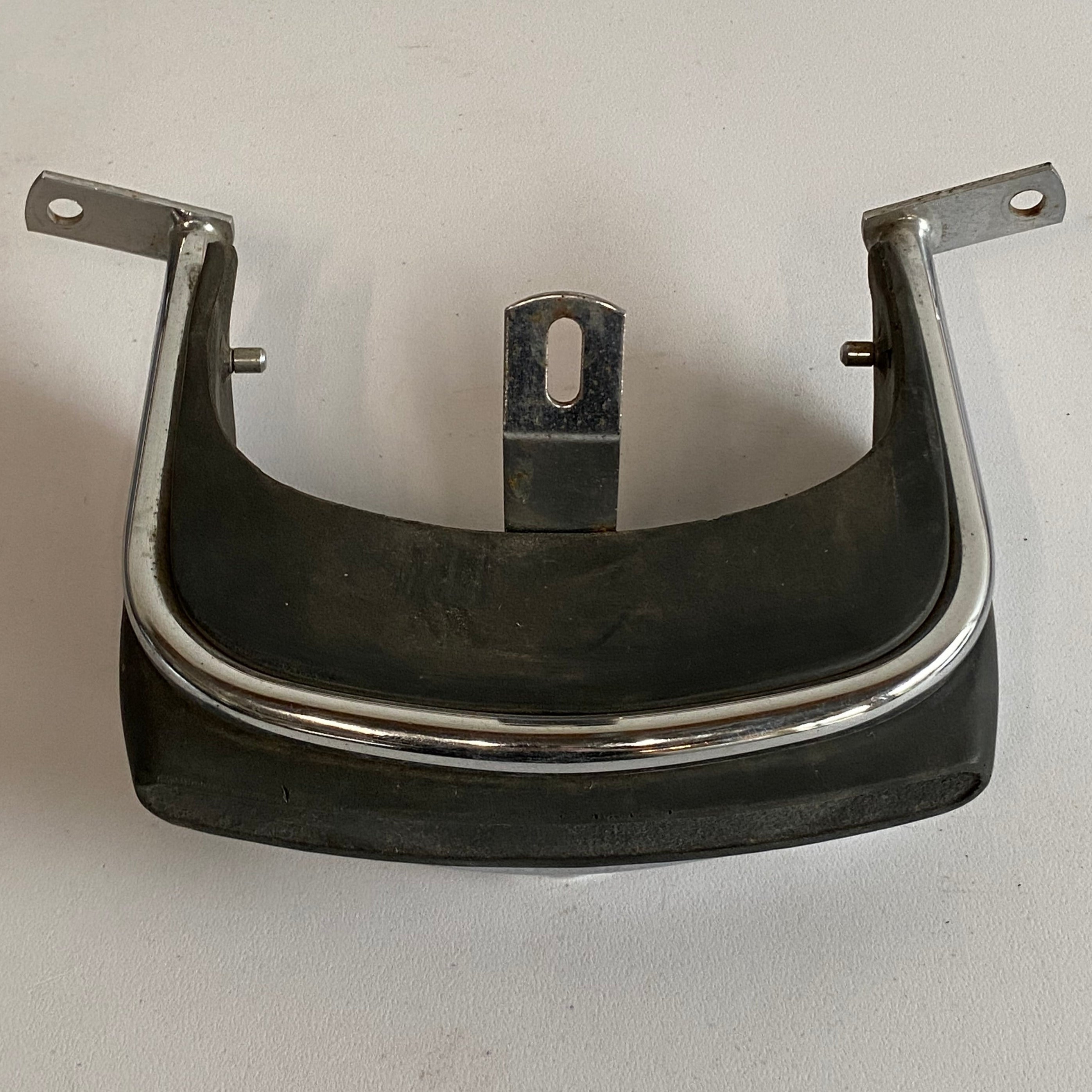 Bumper arrière Touring  Harley Davidson REF OEM : 91023-79A / 91123-09