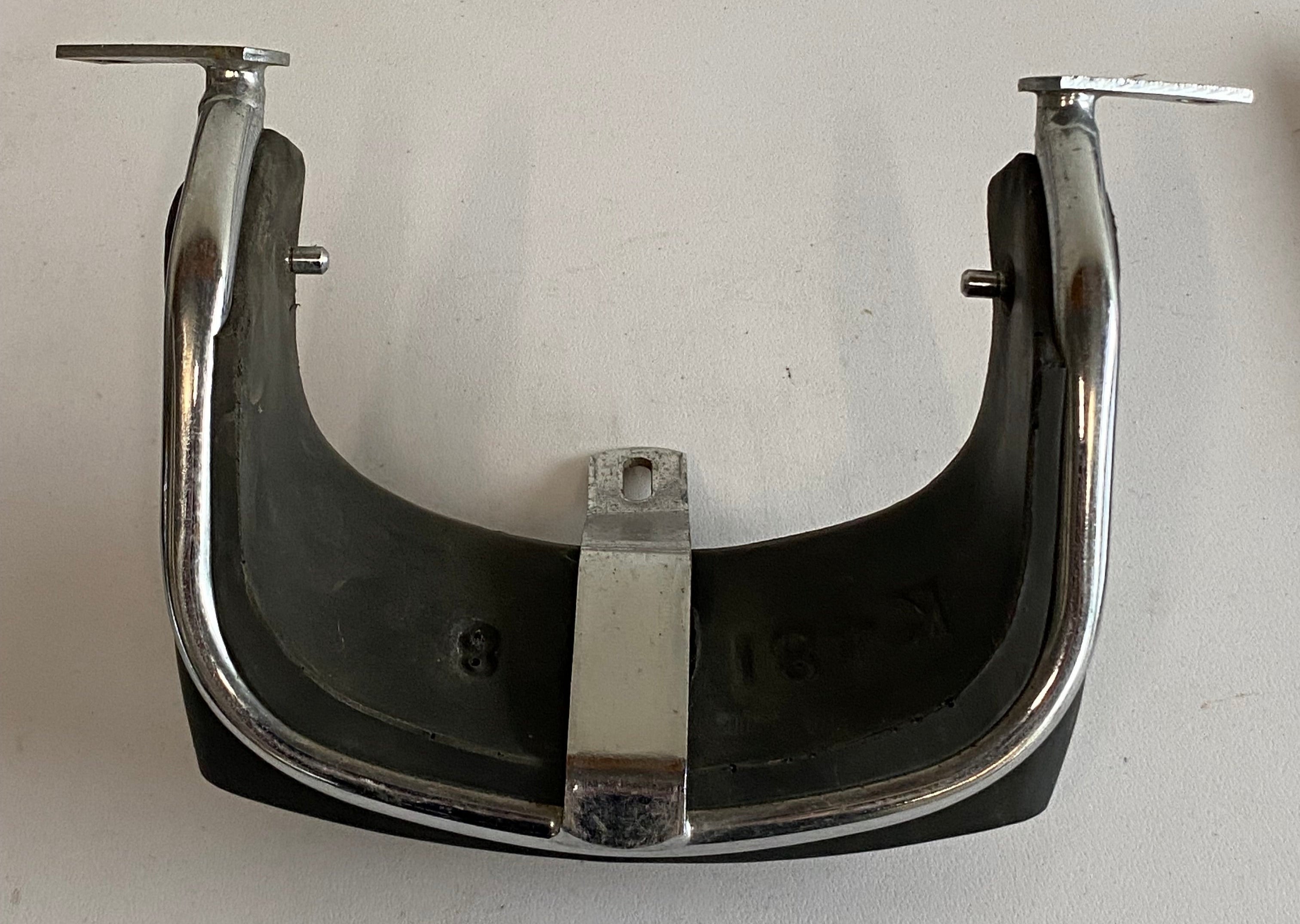 Bumper arrière Touring  Harley Davidson REF OEM : 91023-79A / 91123-09