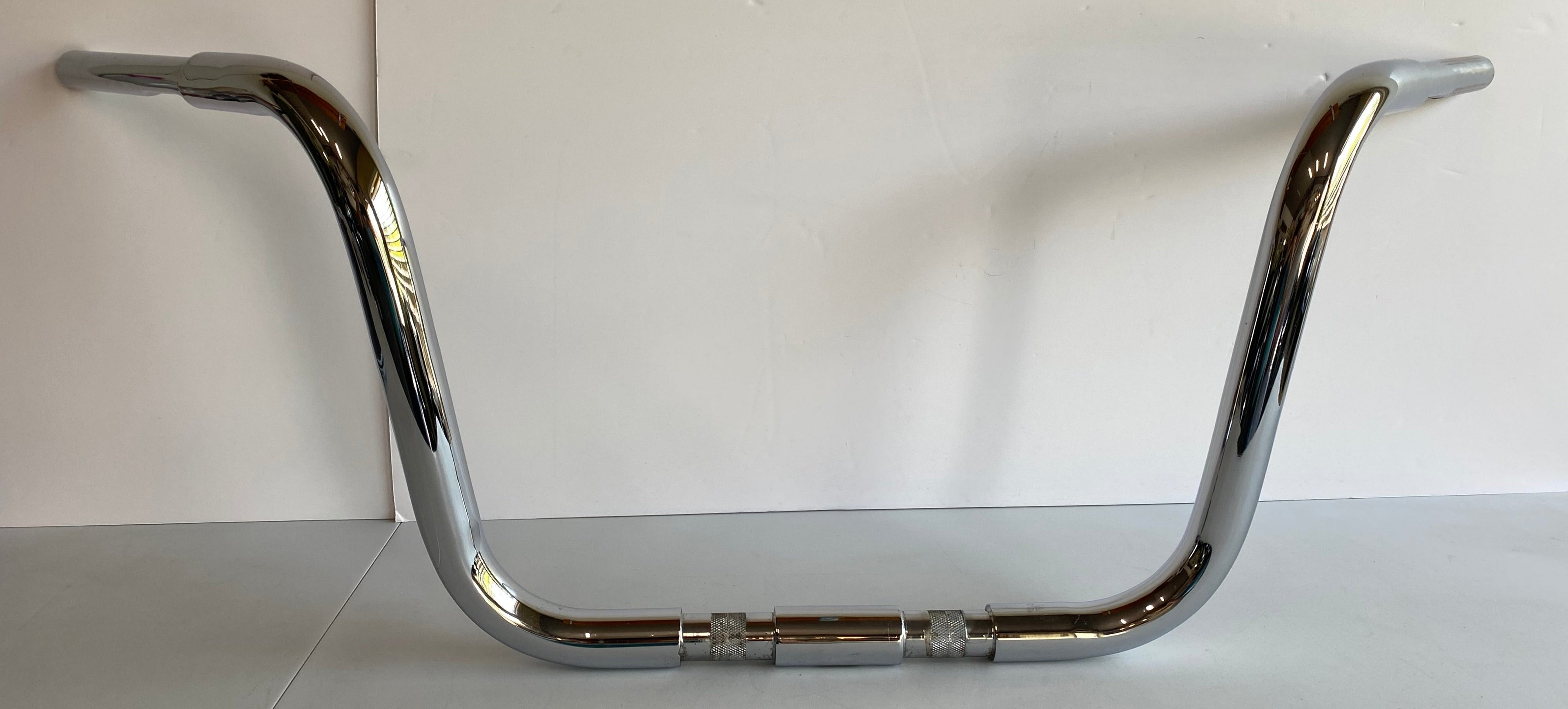 Guidon apehanger 11 pouces diamètre 1-1/4 pouces Springer  Harley Davidson REF MCS 901424