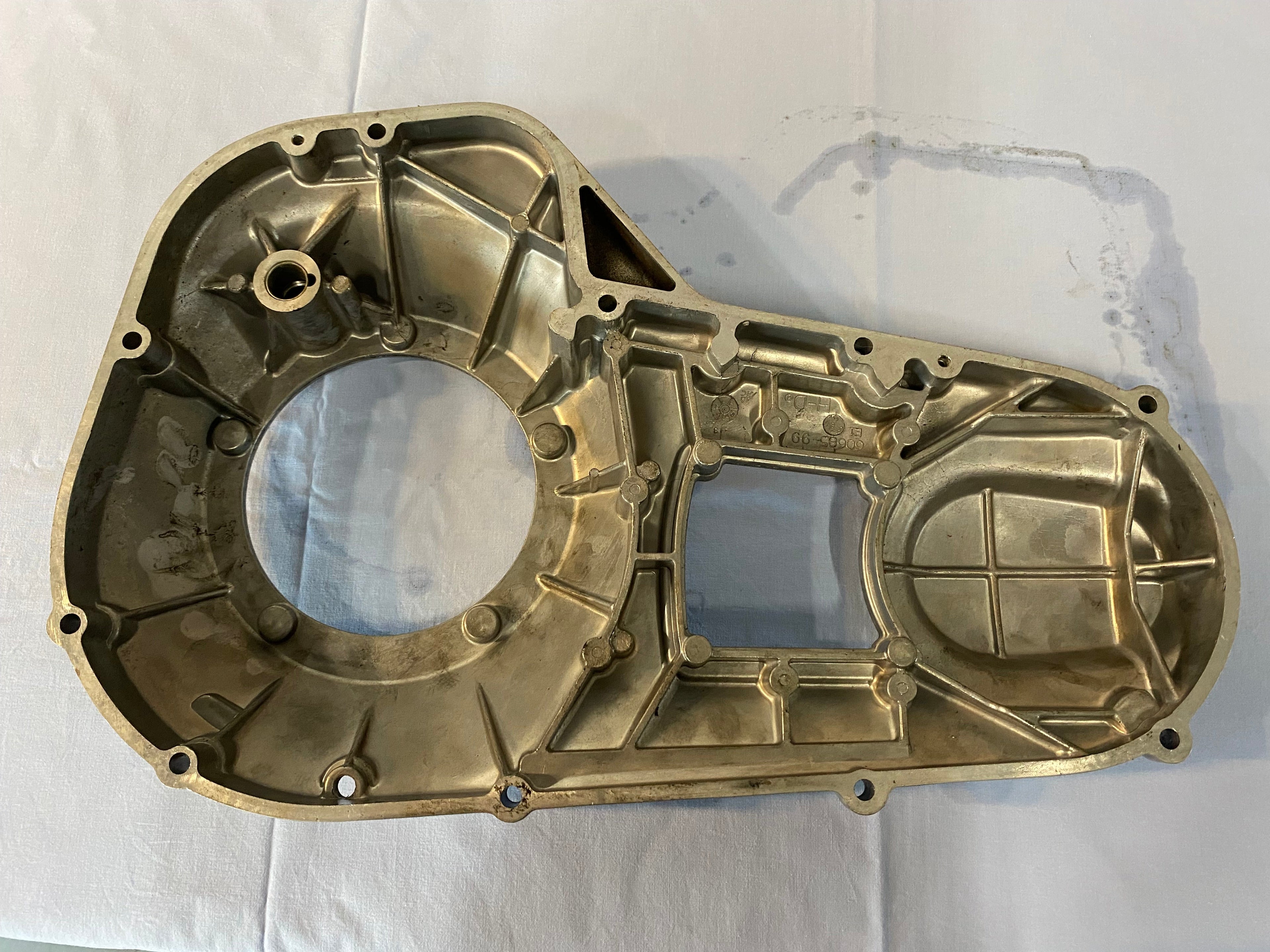 Harley Davidson Touring Primary Transmission Cover OEM REF: 60664-99B