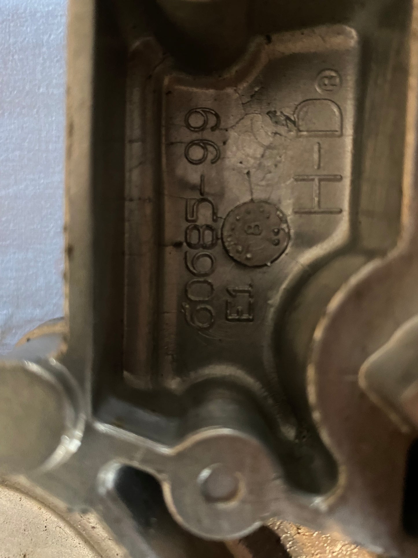 Carter de transmission primaire  Harley Davidson REF OEM : 60664-99B