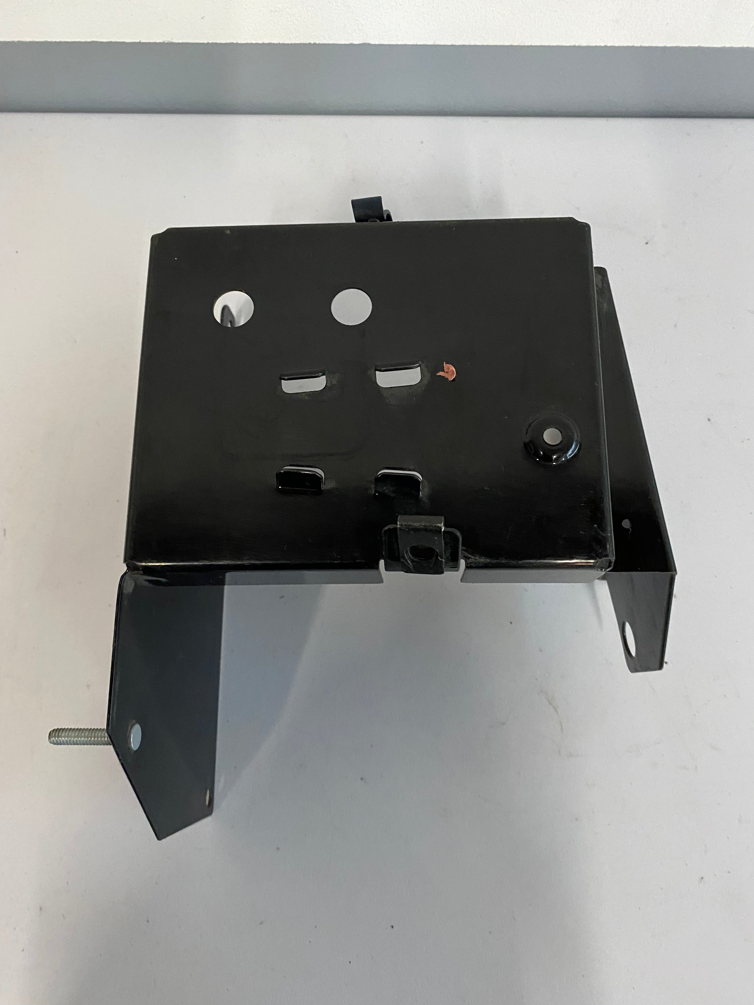 Support de batterie Touring Harley Davison REF OEM : 66281-02