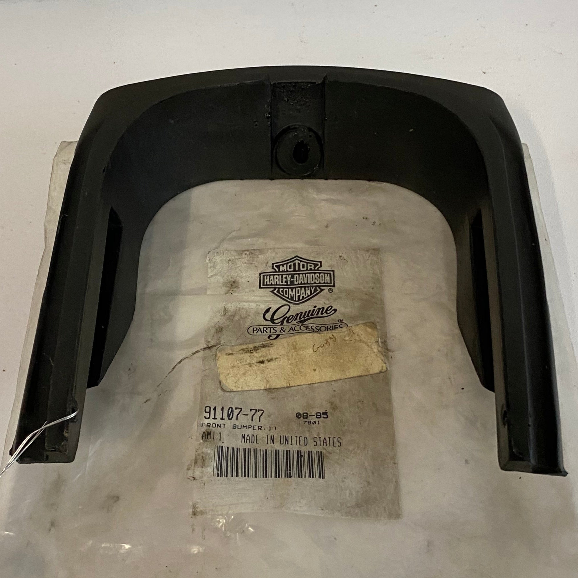 Bumper avant Touring Harley Davidson REF OEM : 91107-77