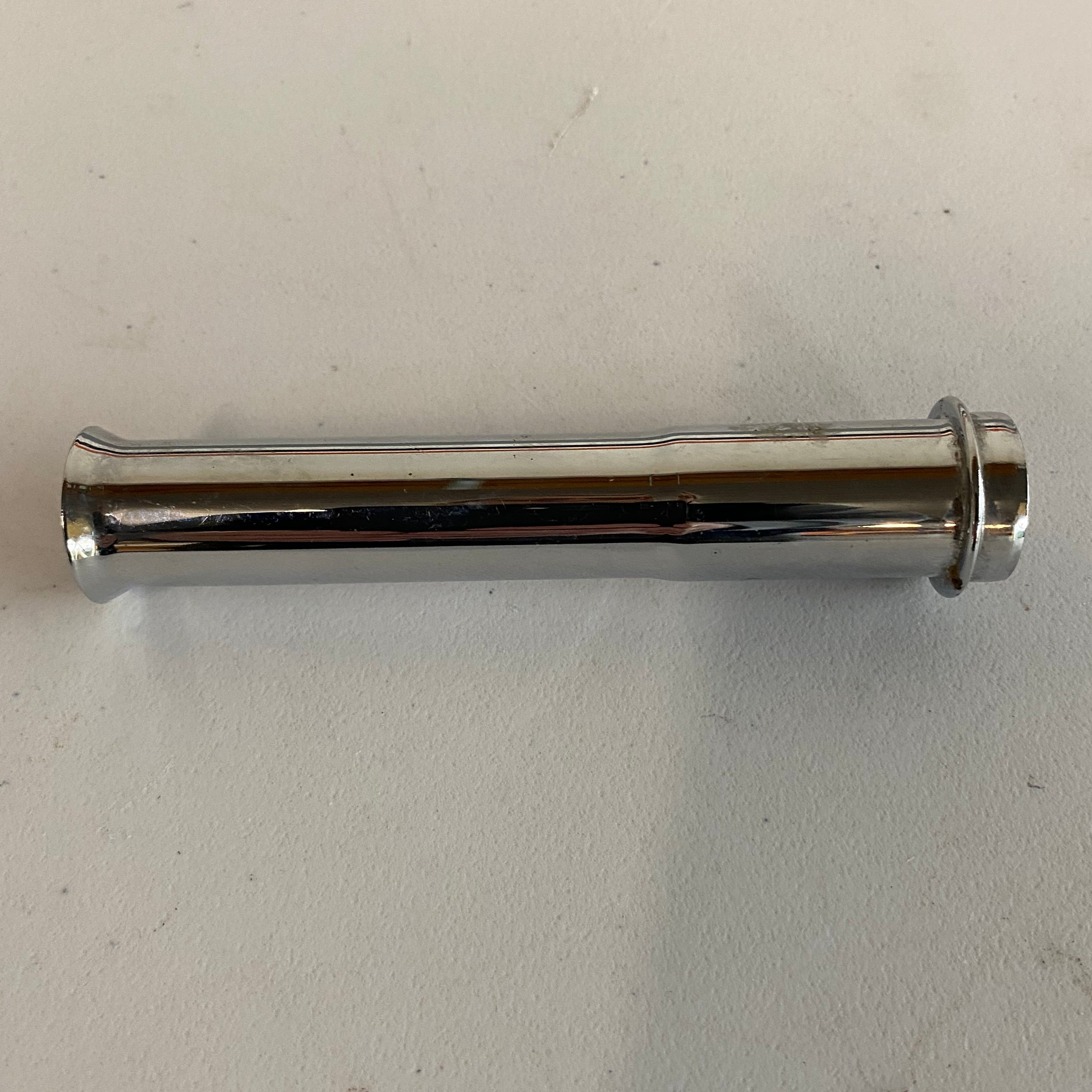 Bas de colonnette moteur  Harley Davidson REF OEM : 17939-99