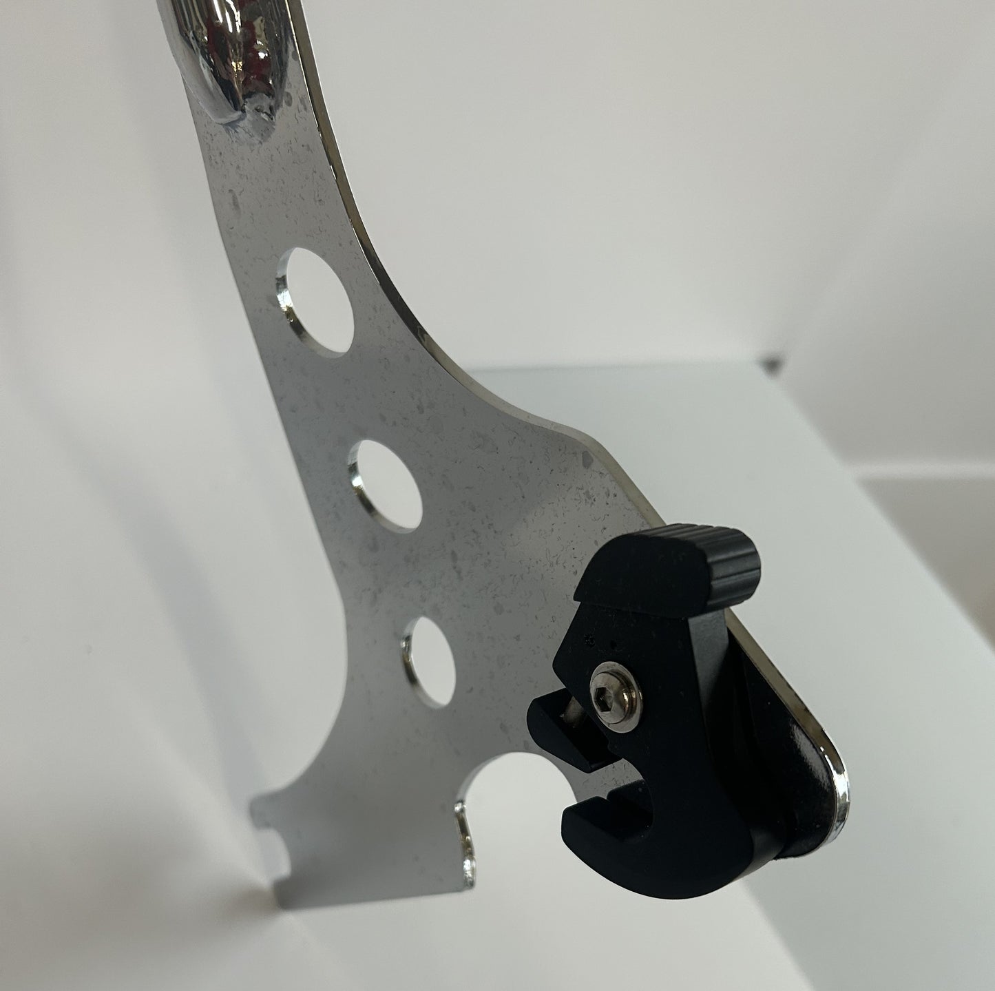 Sissy Bar Détachable Sportster Harley Davidson REF OEM 52300040