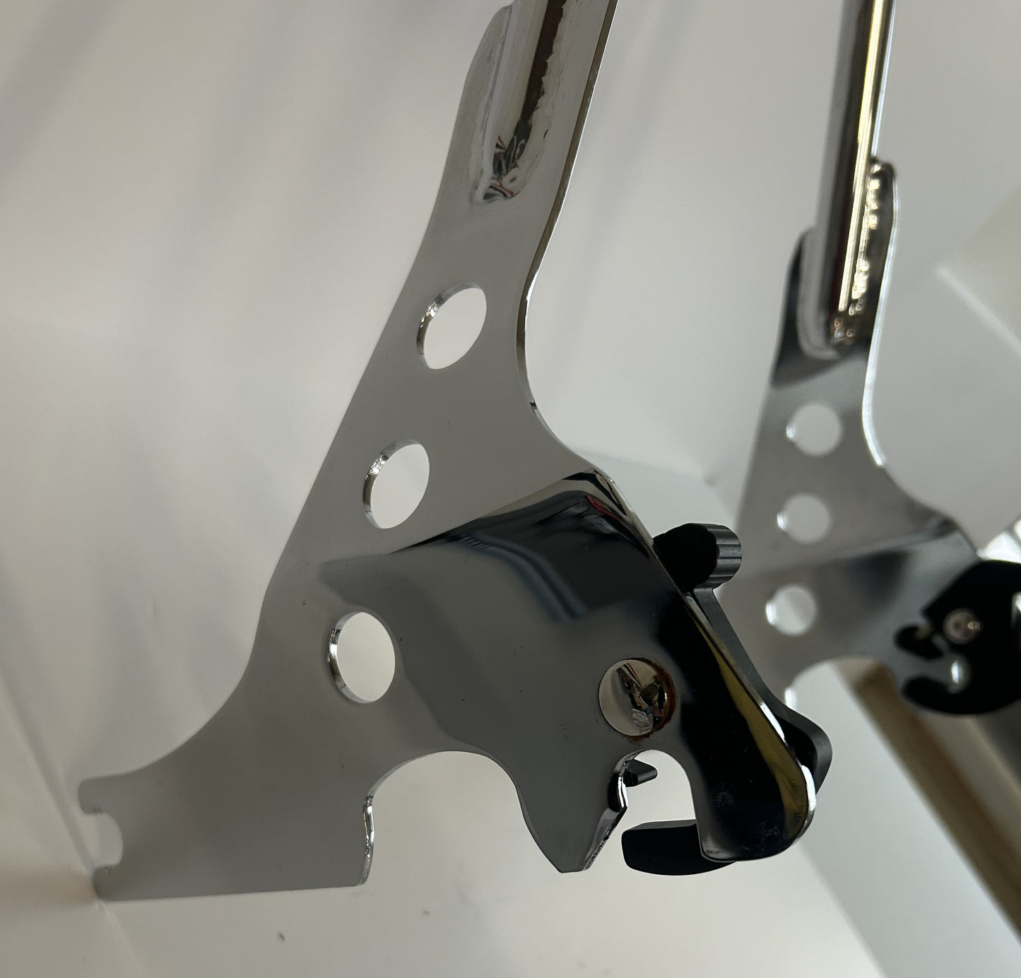 Sissy Bar Détachable Sportster Harley Davidson REF OEM 52300040