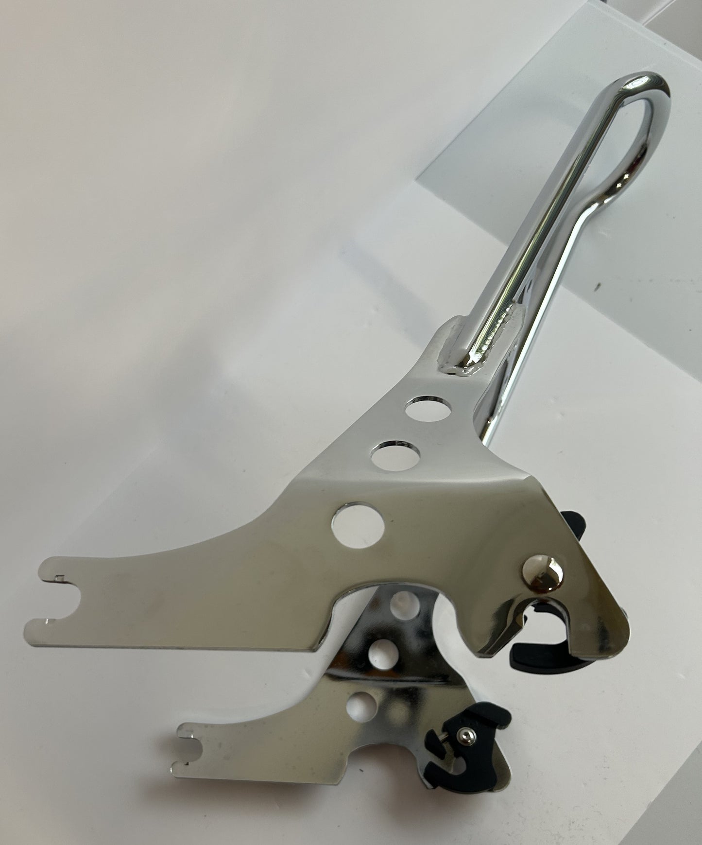 Sissy Bar Détachable Sportster Harley Davidson REF OEM 52300040