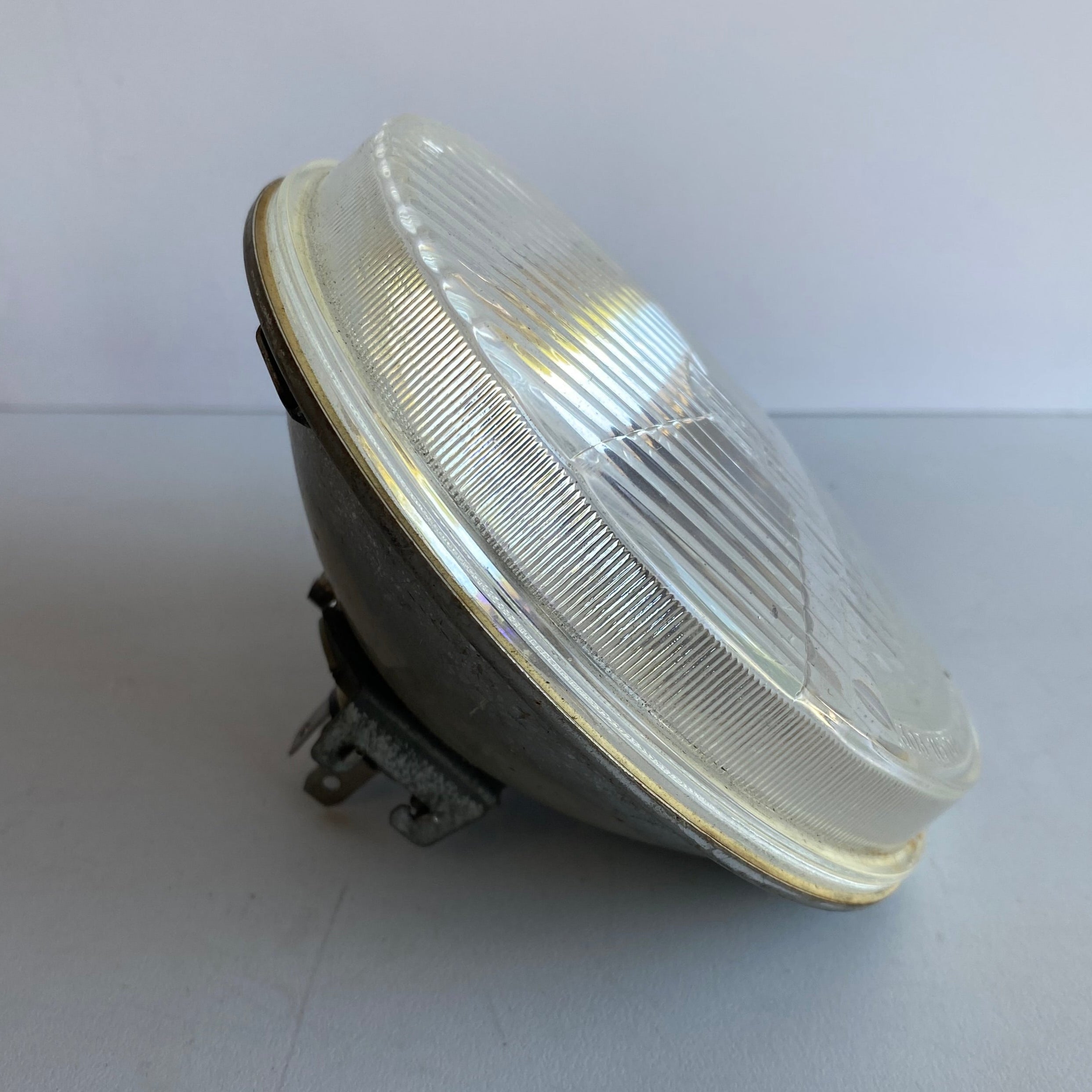 Optique de phare 5-3/4 USA ampoule H4 Harley Davidson REF OEM 67698-81D