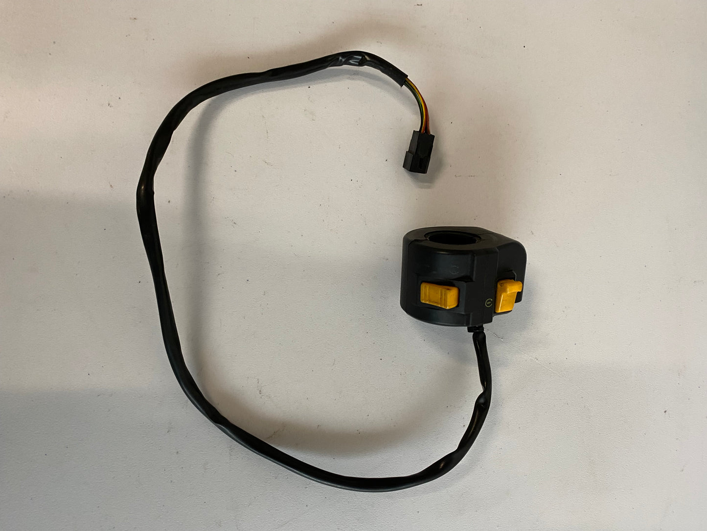 Commodo droit BUELL REF OEM : 71831-97Y