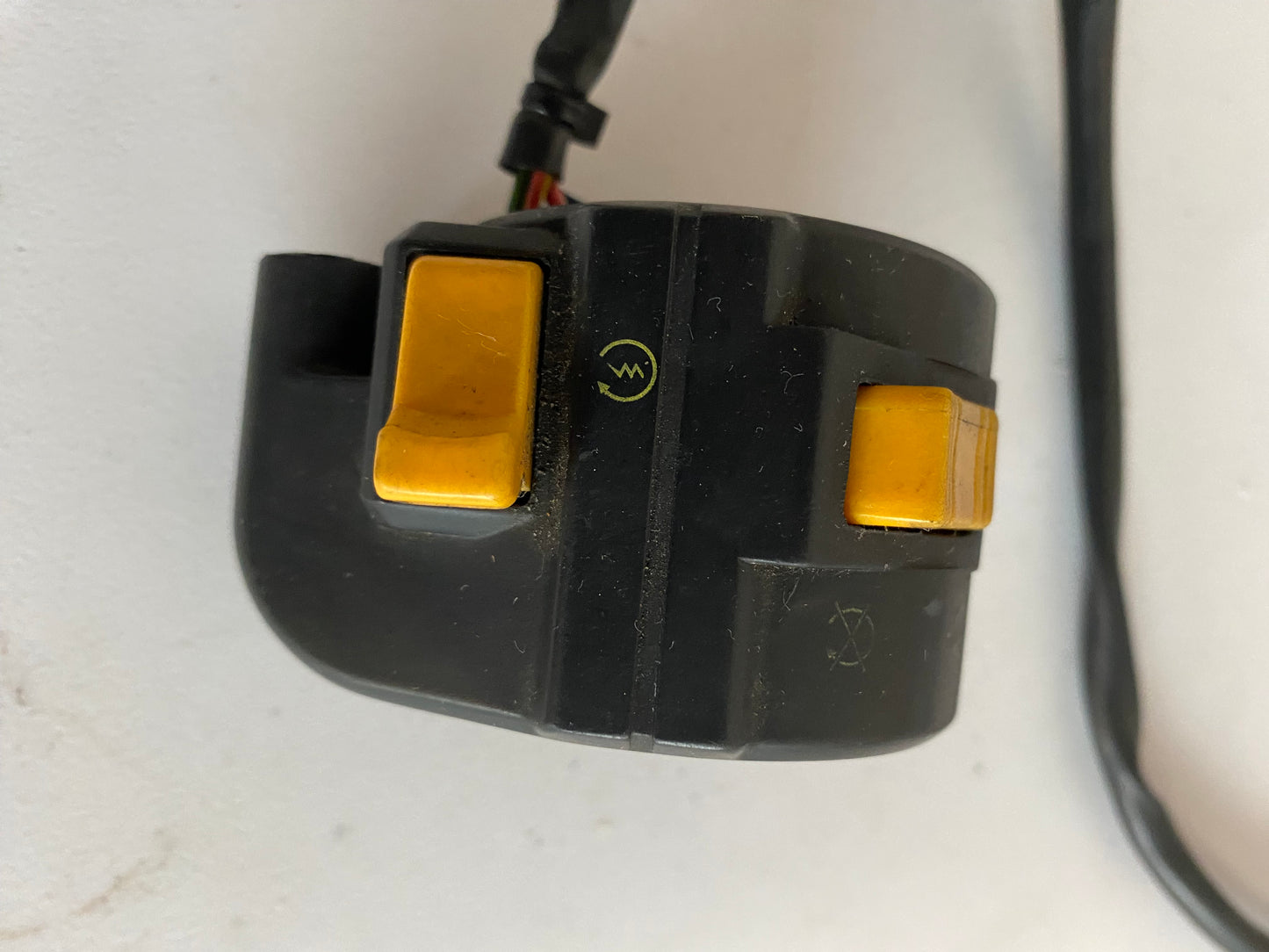 Commodo droit BUELL REF OEM : 71831-97Y
