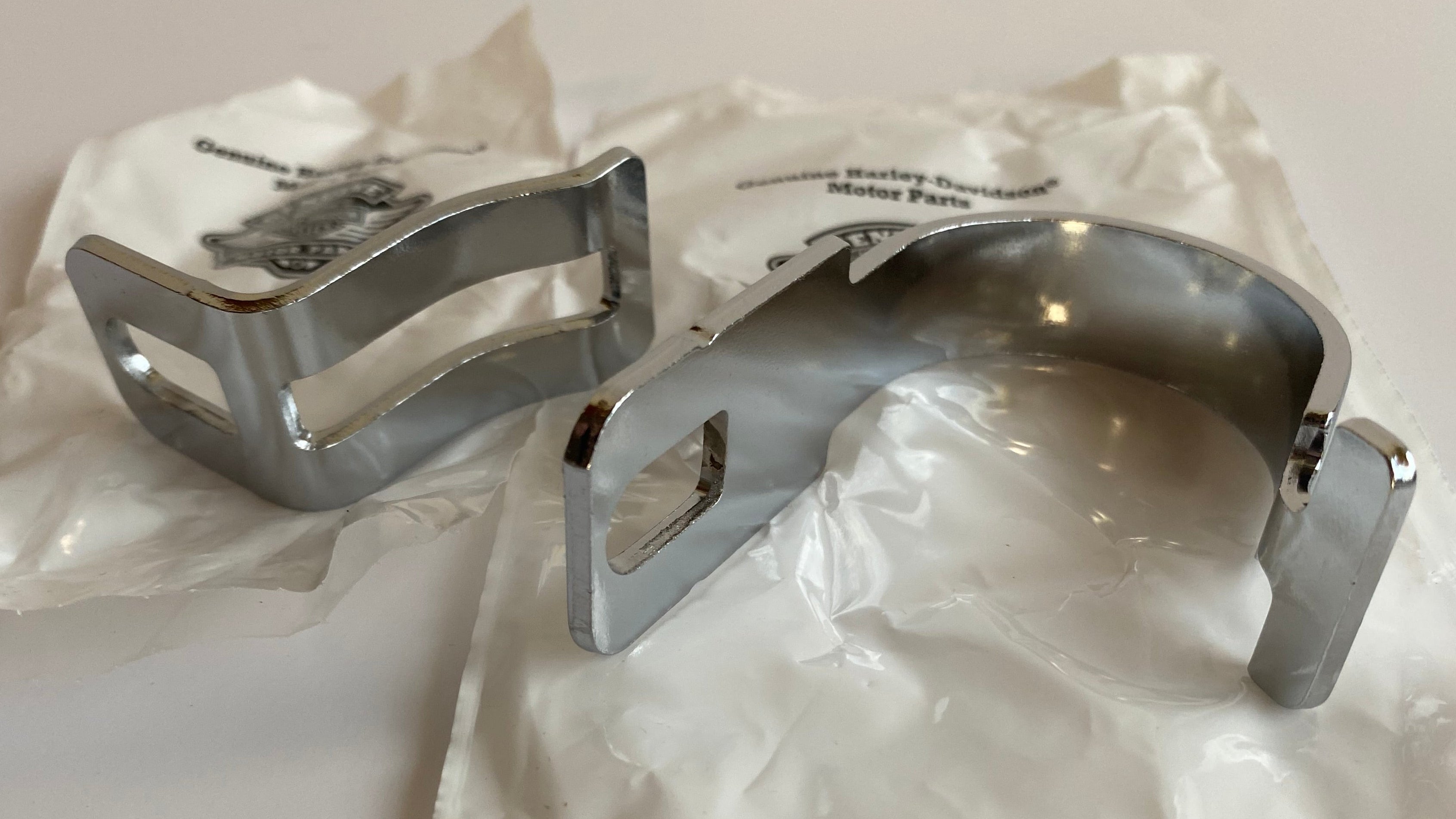 Collier échappement Harley Davidson REF OEM 65946-07