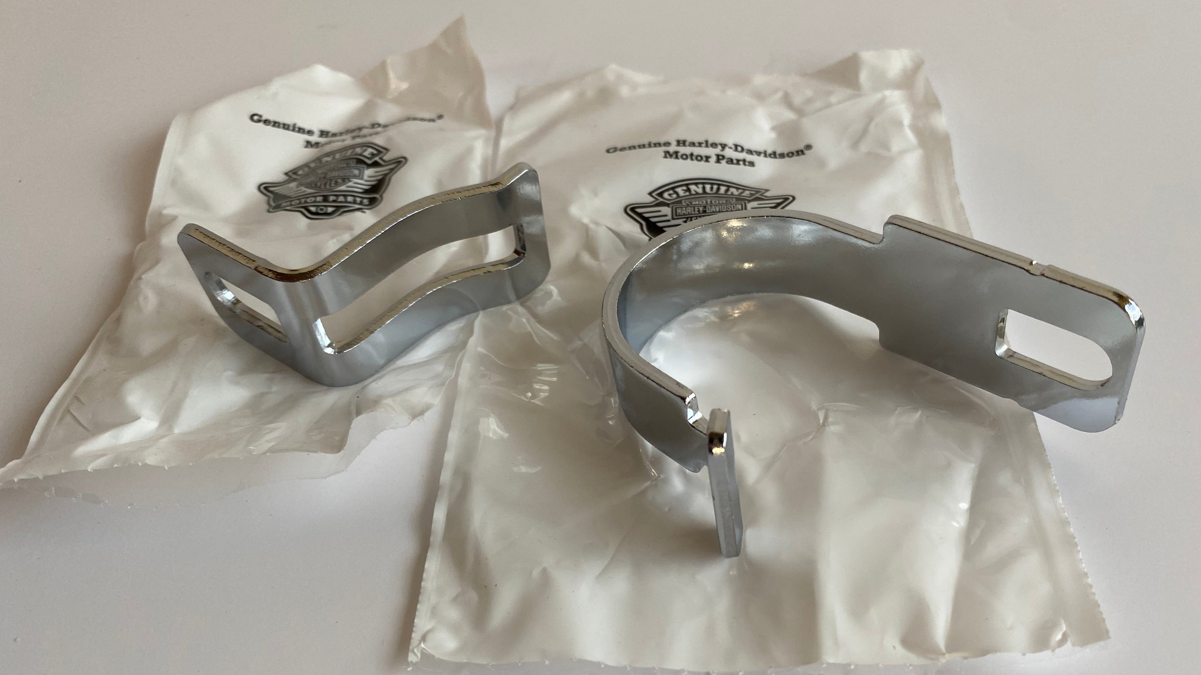 Collier échappement Harley Davidson REF OEM 65946-07