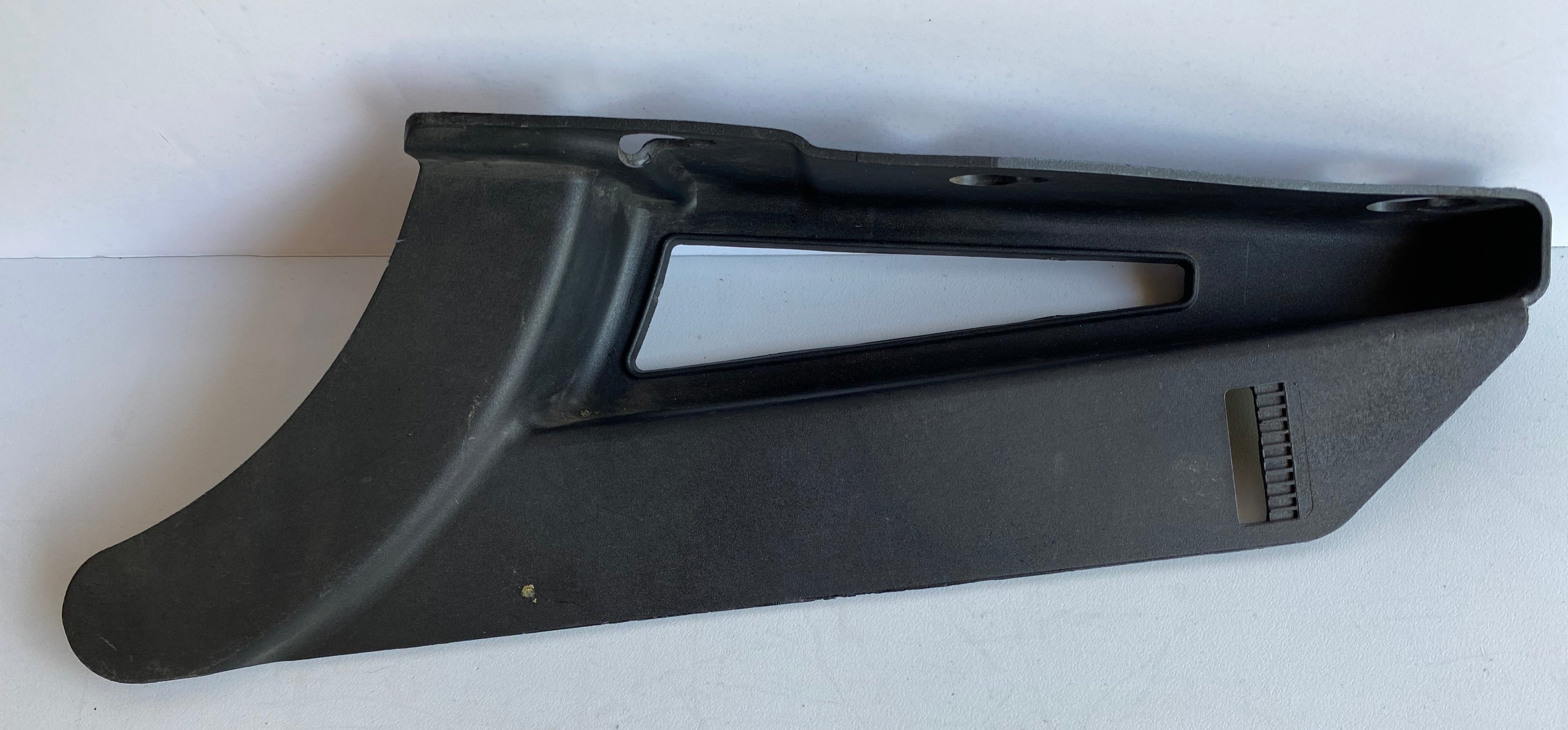 Pare courroie inférieur Sportster Harley Davidson REF OEM 60435-04
