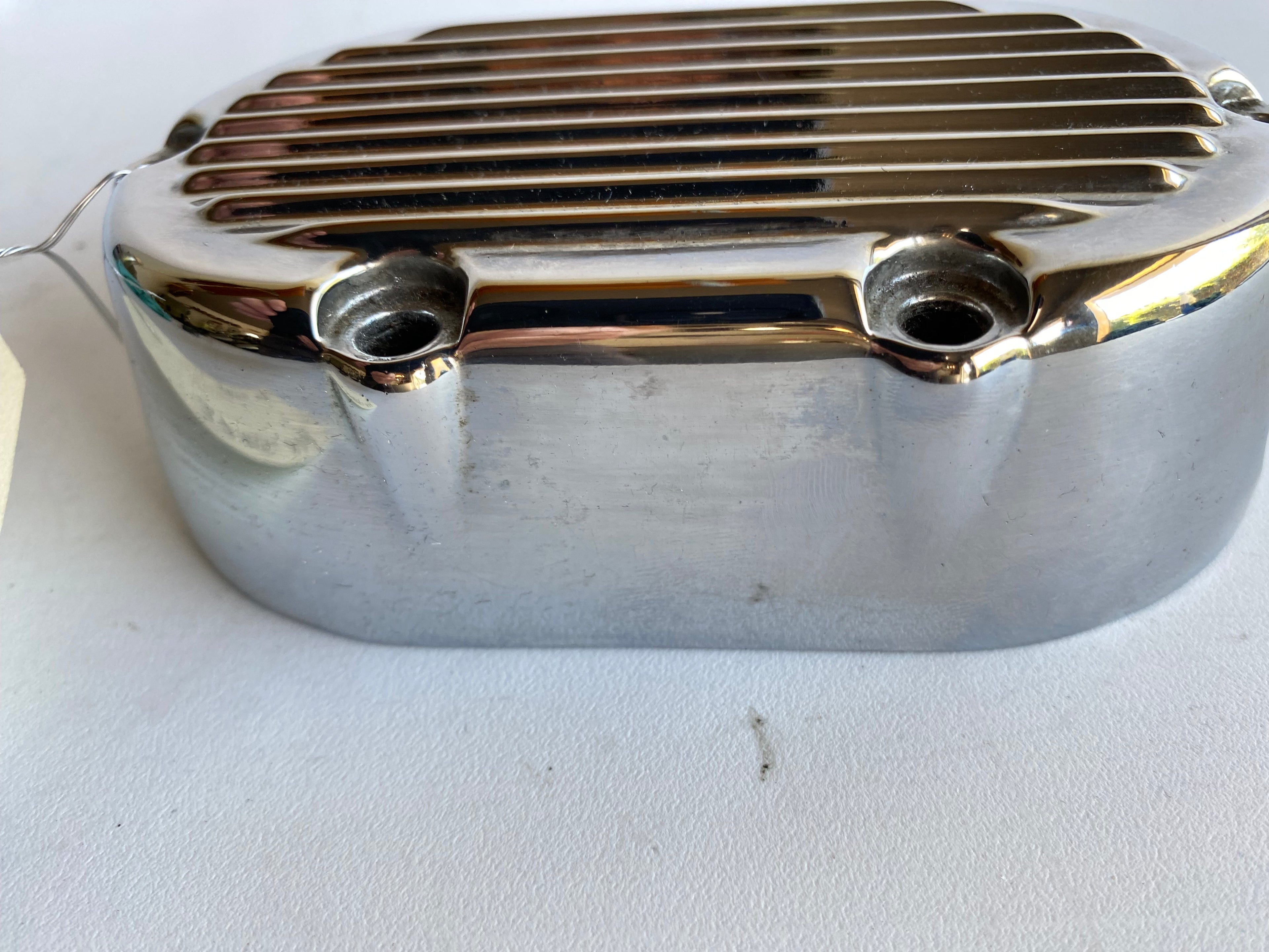 Harley Davidson Right Side Gearbox Cover OEM REF: 37105-87A