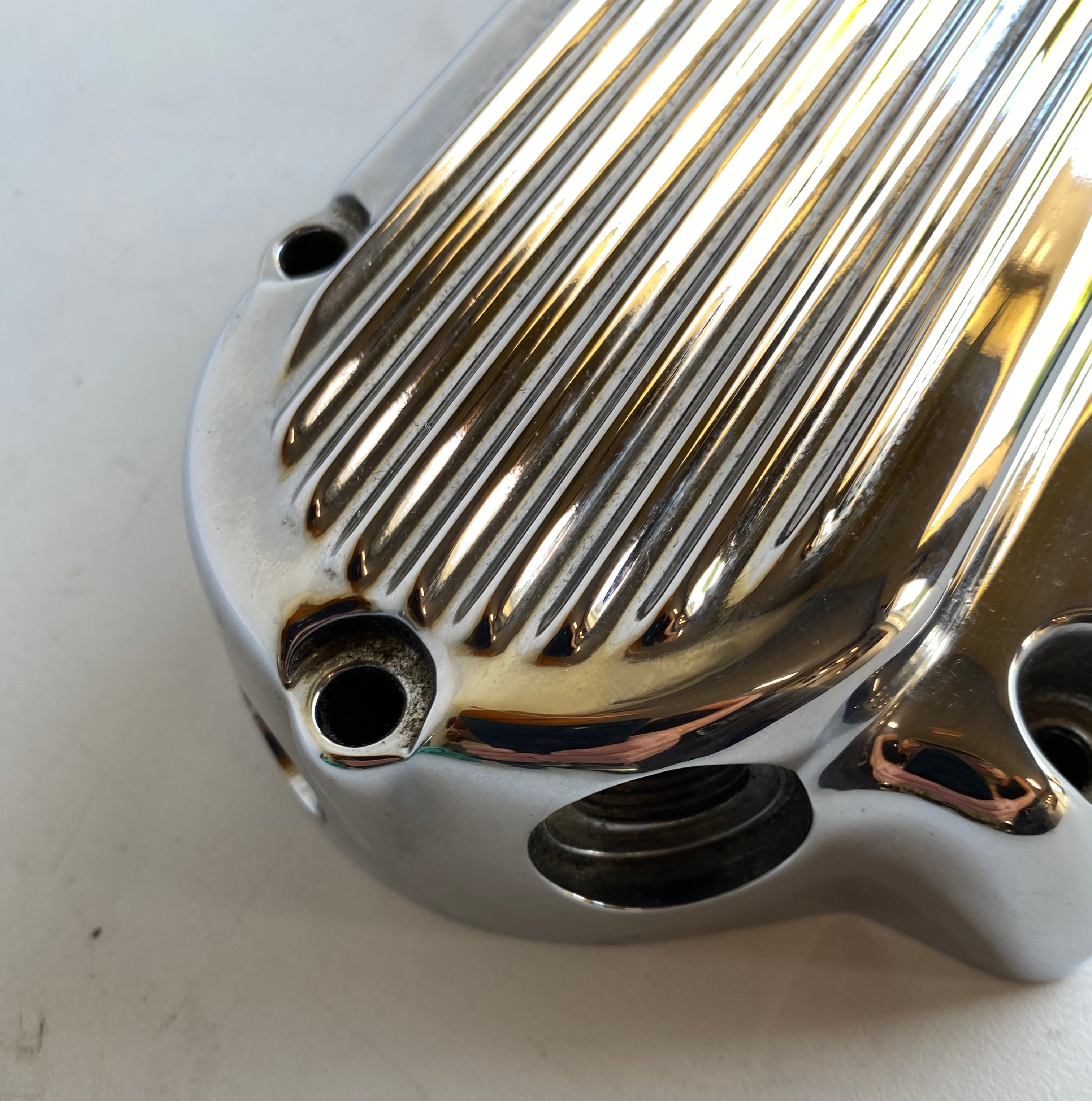 Harley Davidson Right Side Gearbox Cover OEM REF: 37105-87A