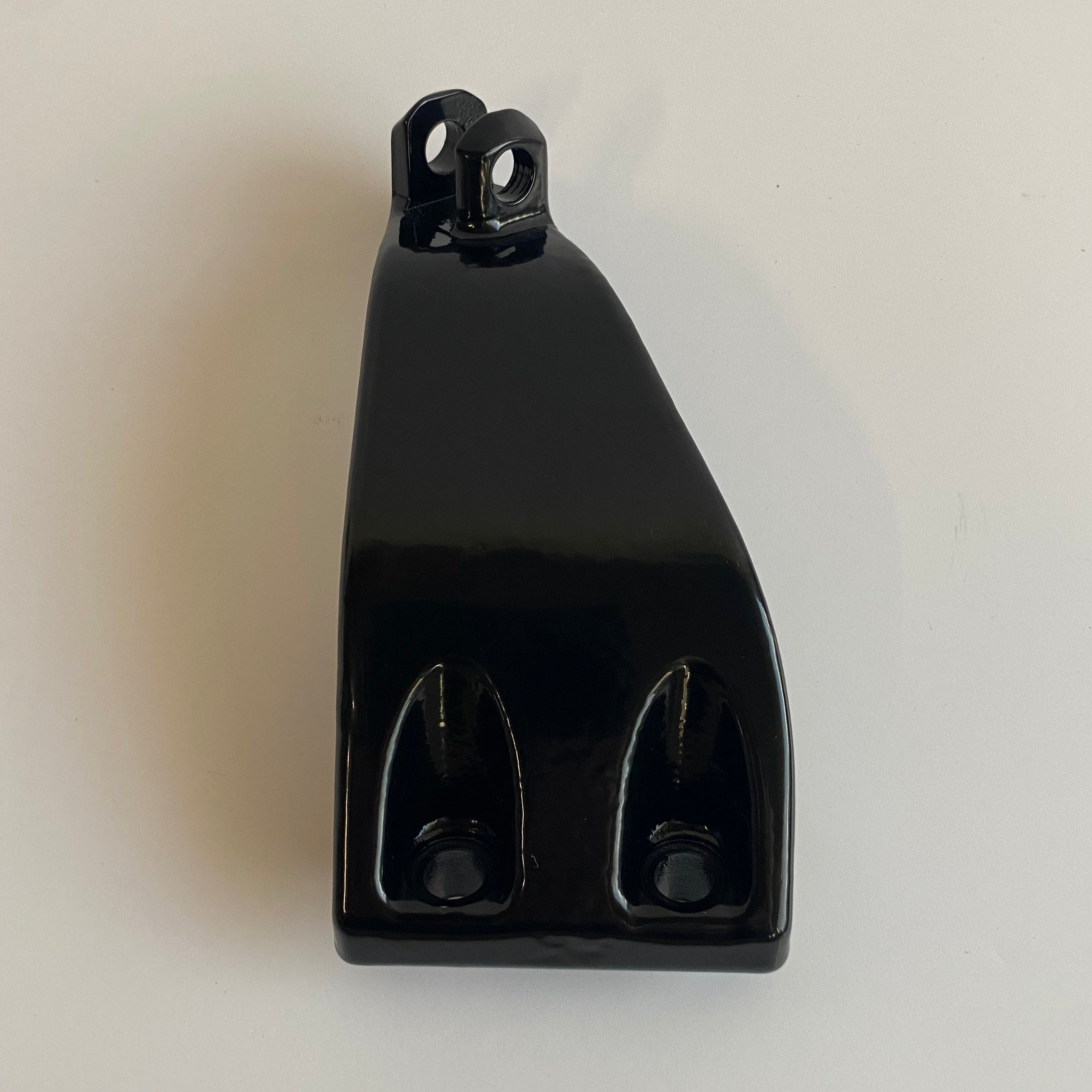 Support cale pied pilote gauche Dyna Harley Davidson REF OEM 50667-07