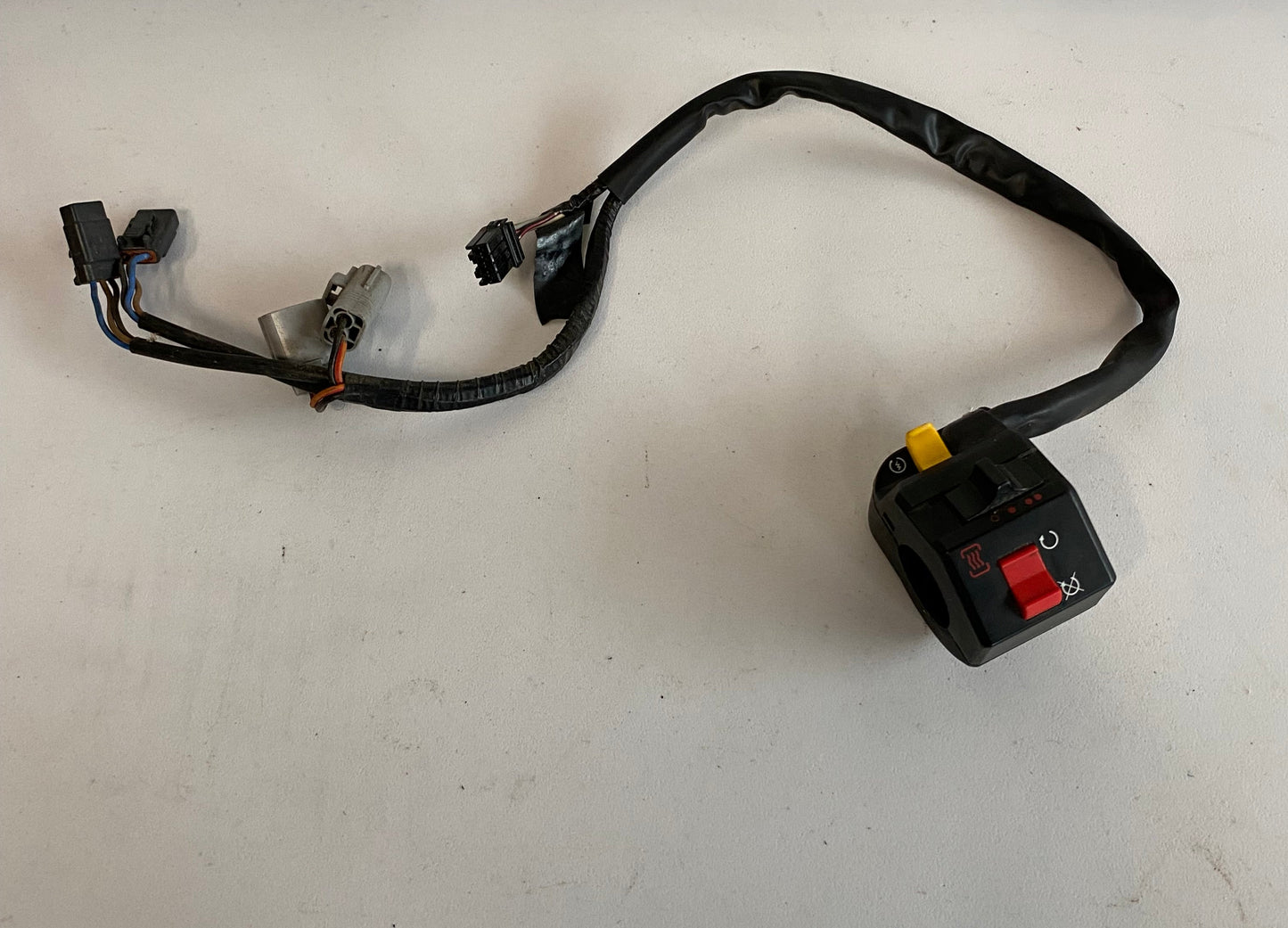 Commodo droit BUELL XB avec commande poignées chauffantes  REF OEM : N1050.1AK