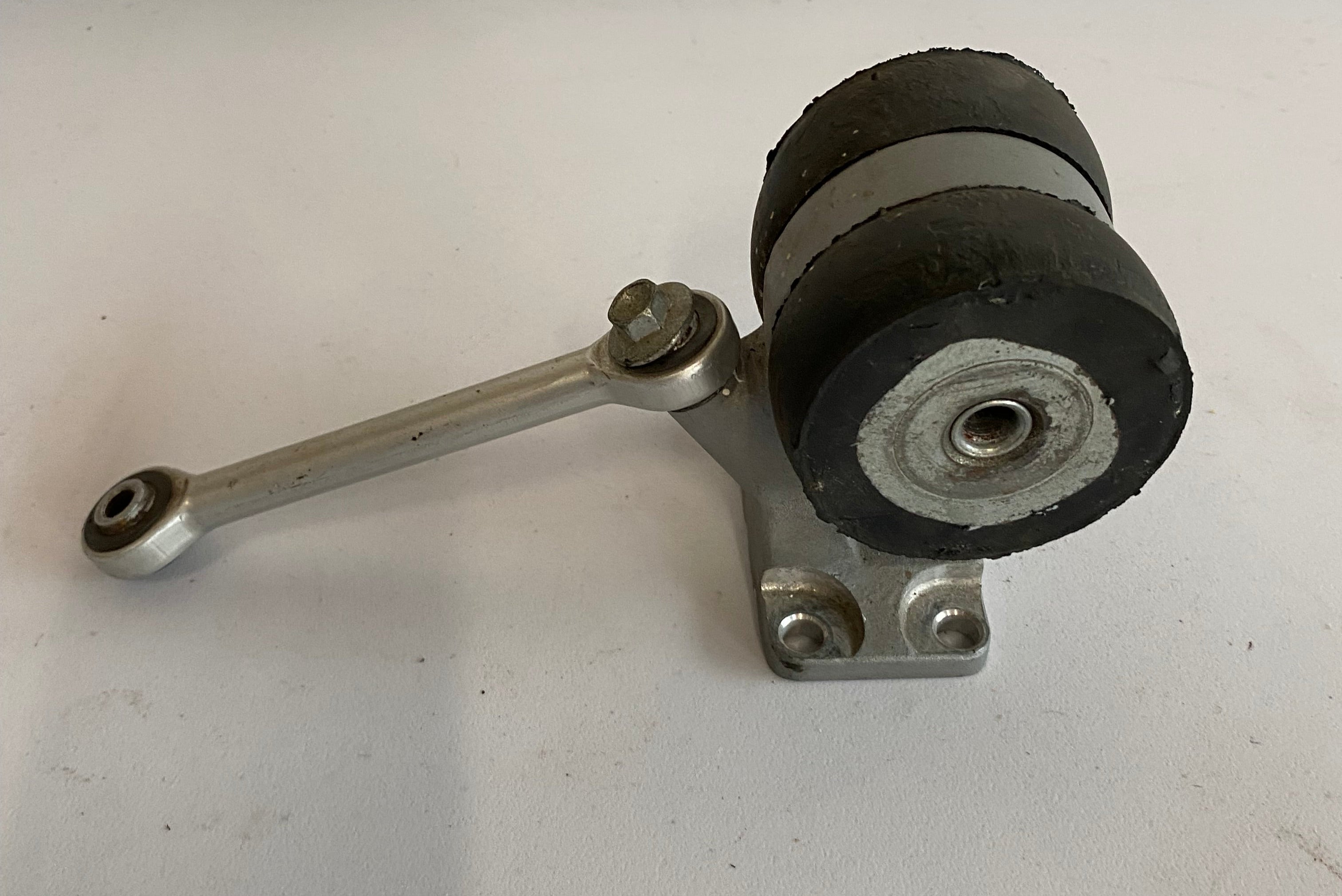 BUELL XB rear engine silent block REF OEM: L0502.02A8 / L0500.02A8