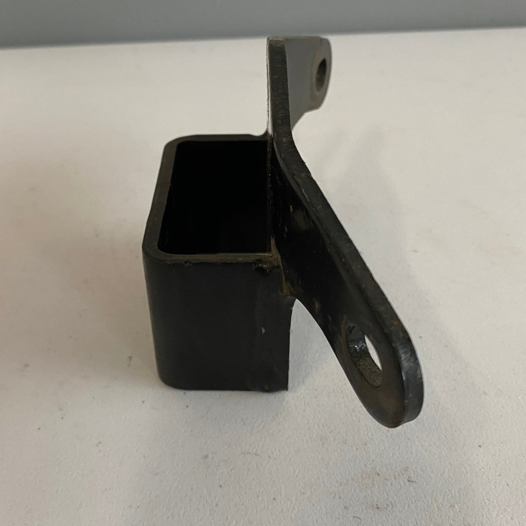 BUELL Upper Engine Mount OEM REF: 16272-98Y