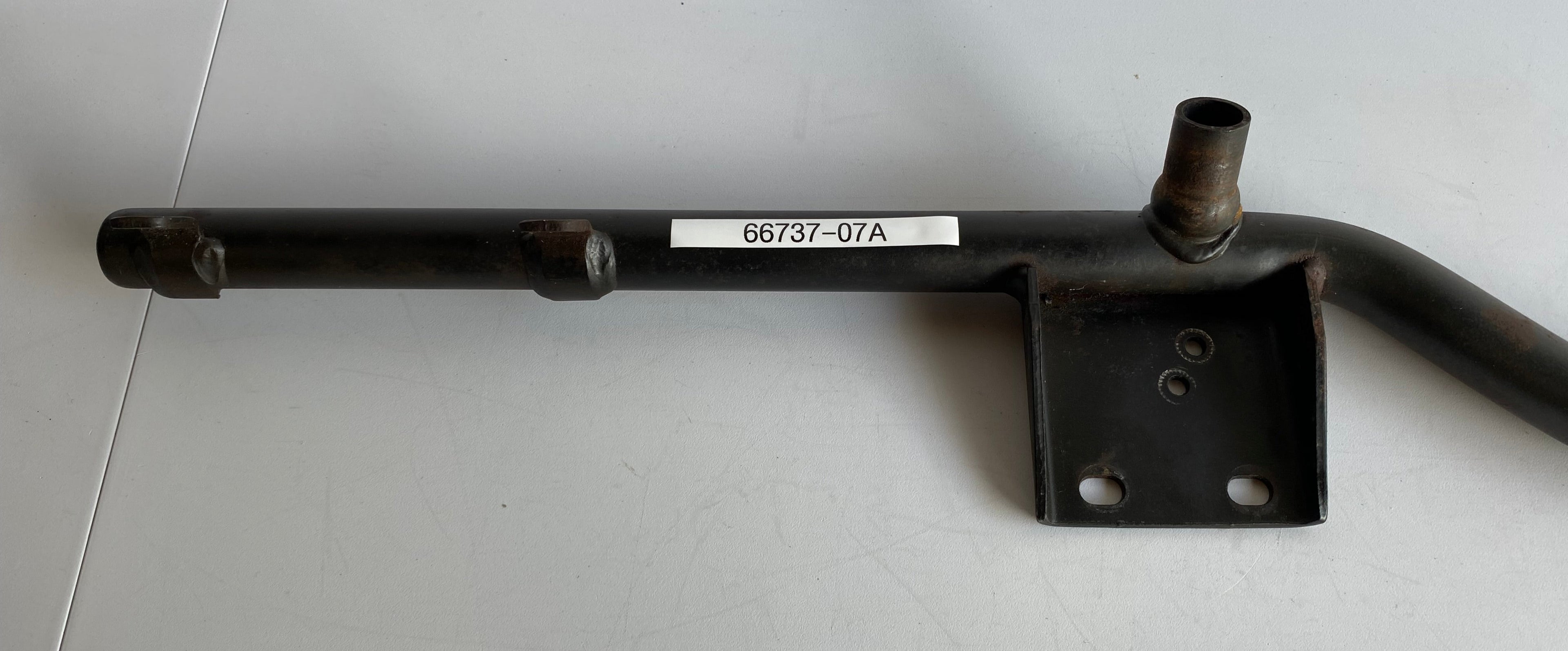 InterConnect Muffler Bracket Softail Harley Davidson Exhaust REF OEM 66737-07