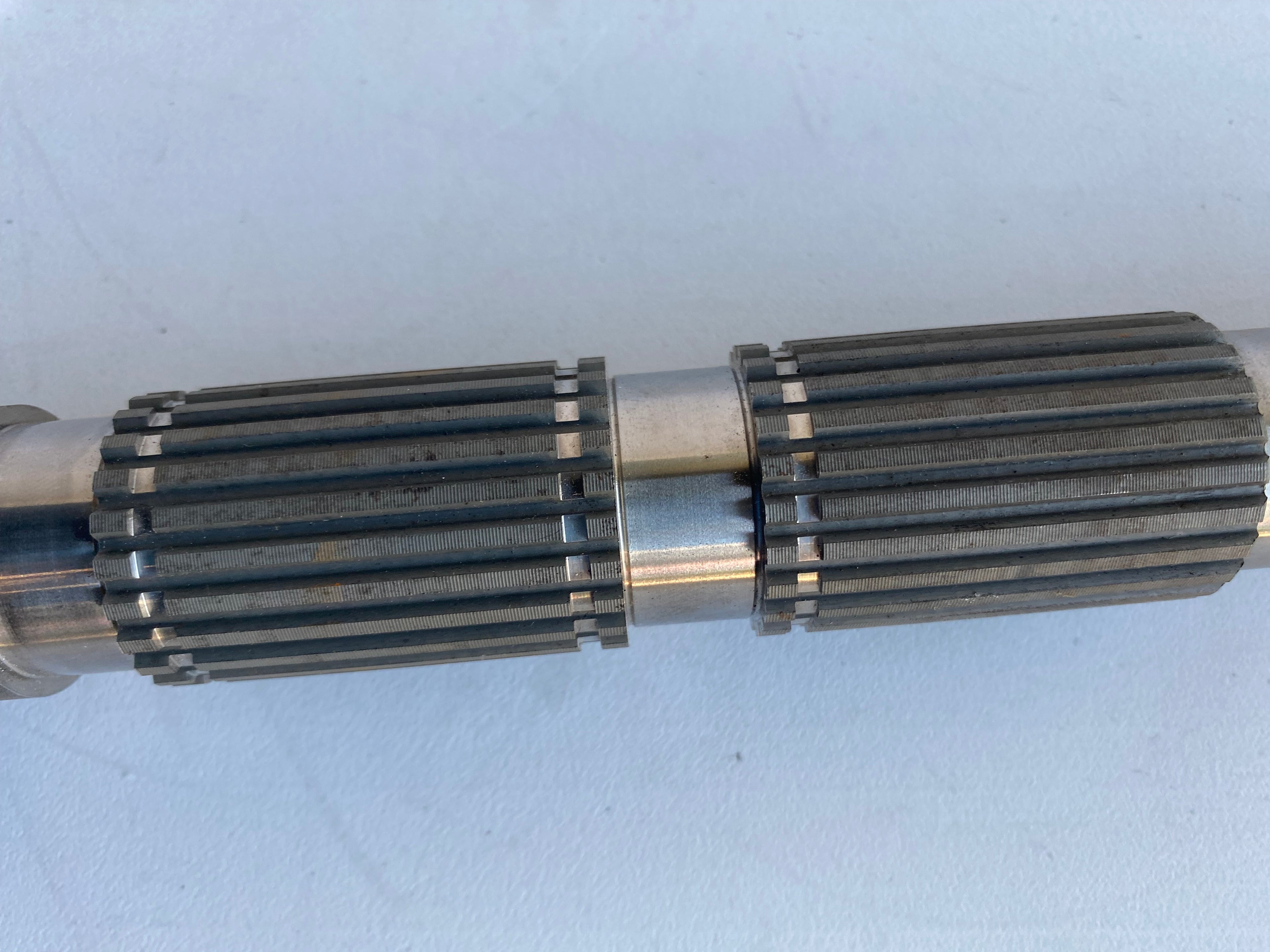 Harley Davidson 5-speed Sportster gearbox main shaft REF OEM 35640-89