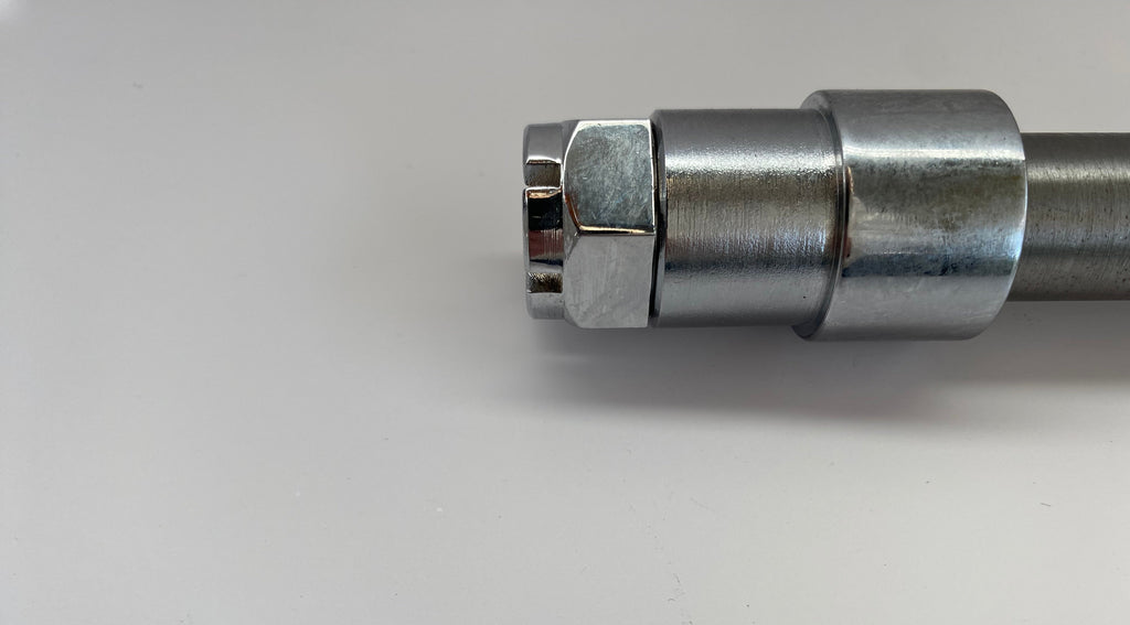 Axe roue avant pour fourche Springer Harley Davidson REF WW 28-659