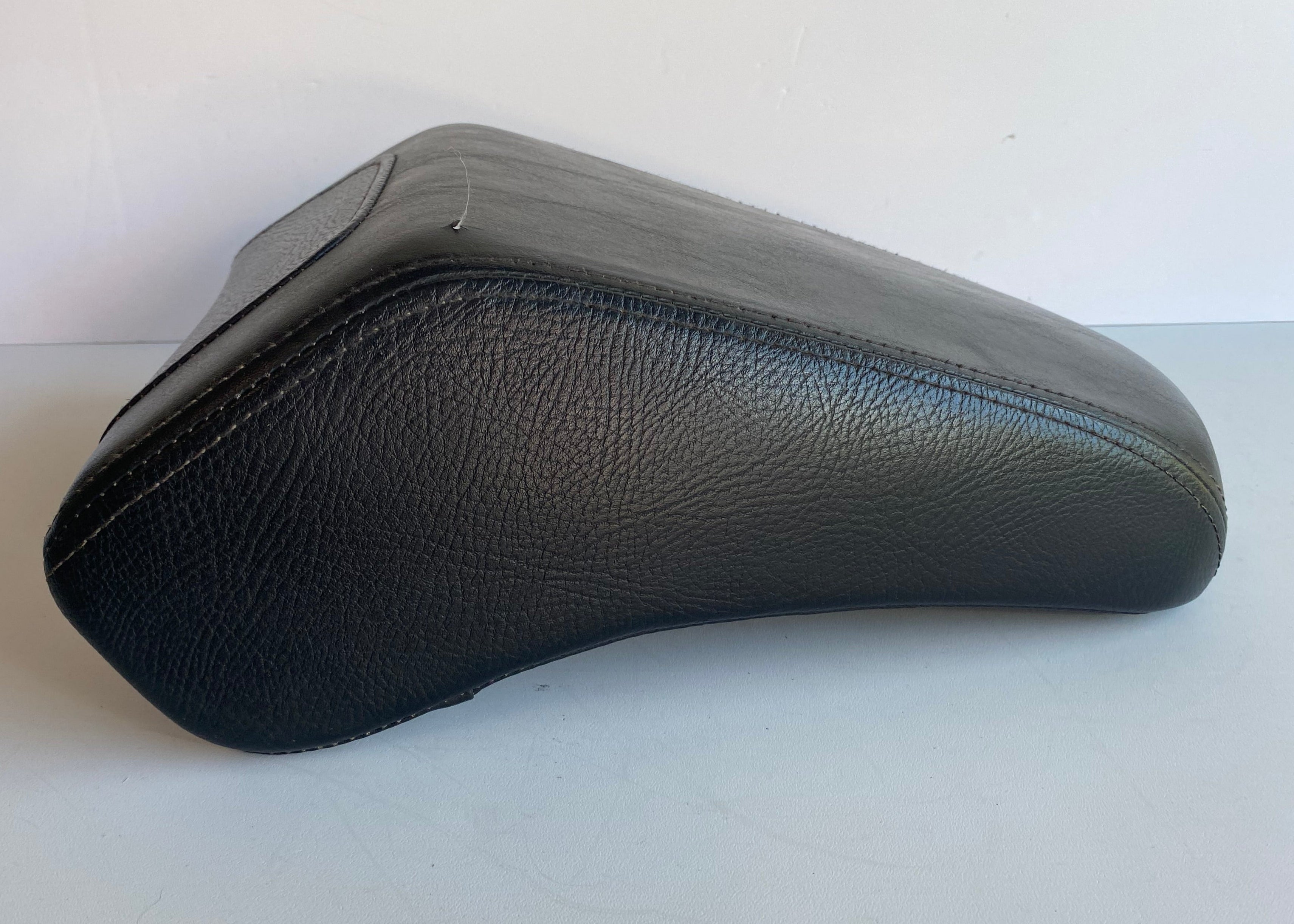 Siège passager Softail Fat Boy Harley Davidson REF OEM 50874-10