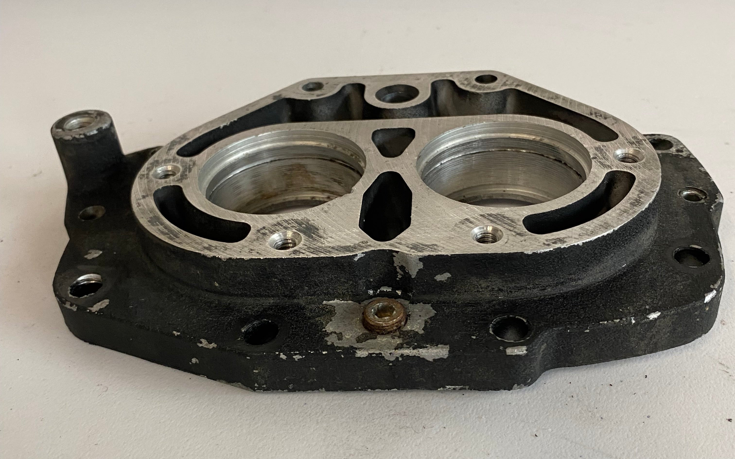 Platine de roulement de boite à vitesses Harley Davidson REF OEM : 35261-87