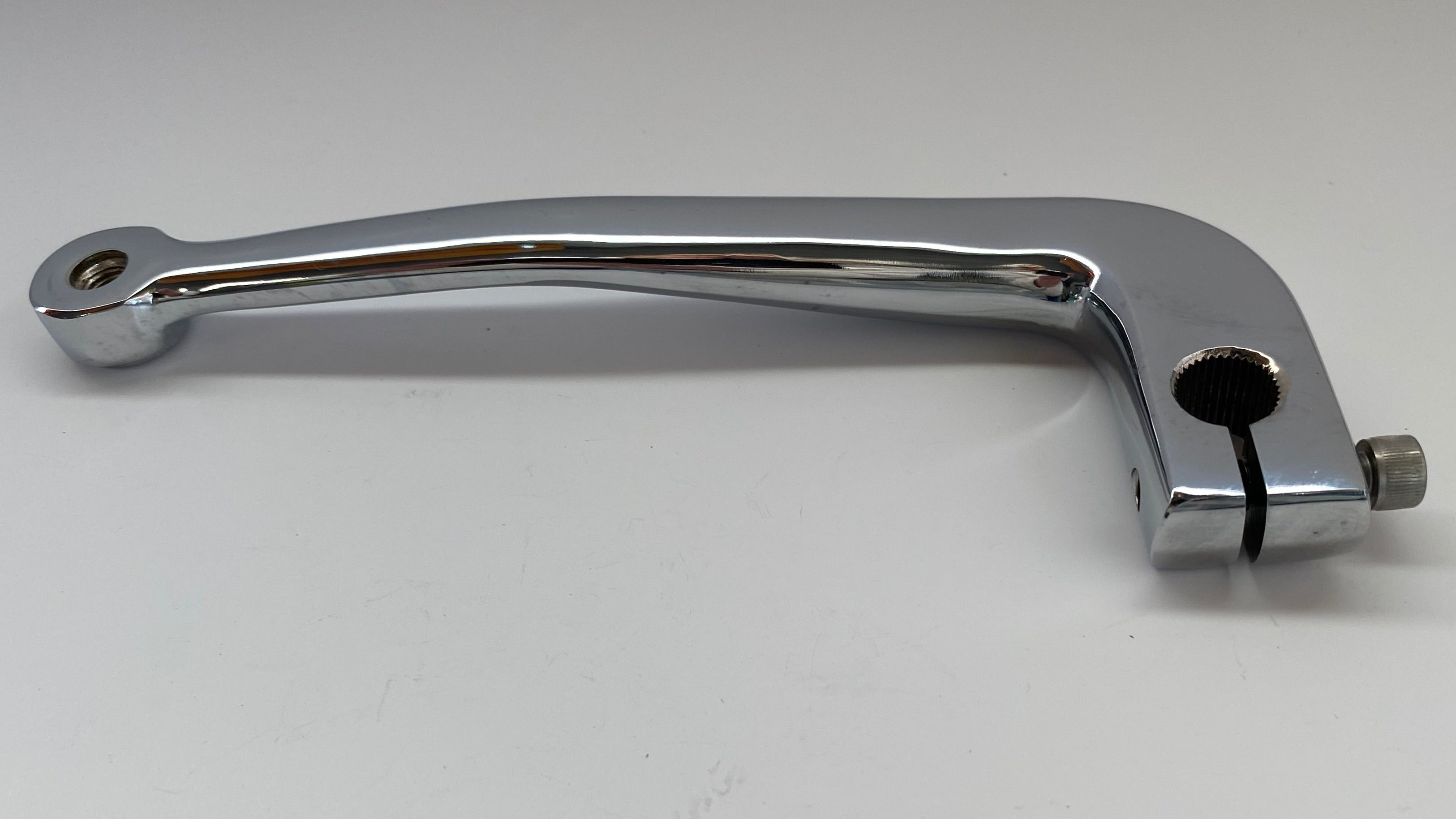 Sélecteur de vitesse chromé Dyna Harley Davidson REF OEM 34564-90B