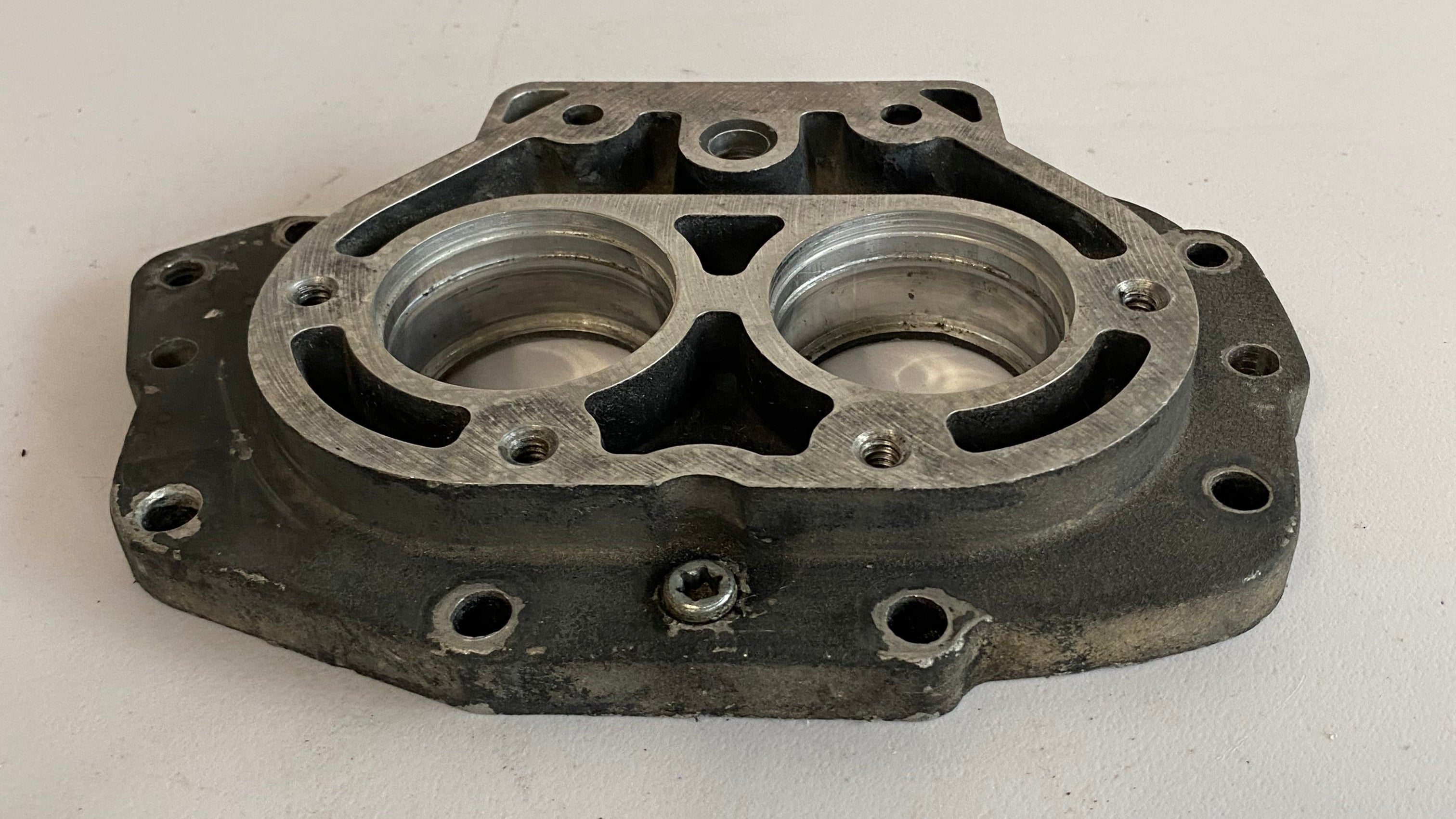 Platine de roulement de boite à vitesses Softail Harley Davidson REF OEM : 35077-87