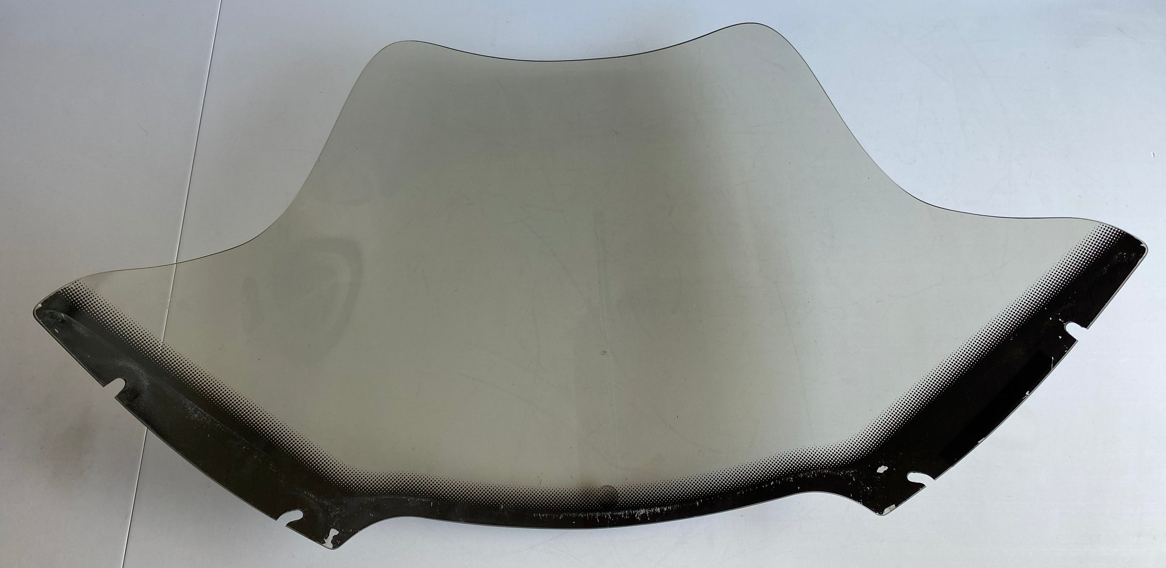 Pare brise fumé 15 pouces Road Glide Harley Davidson REF 57400270