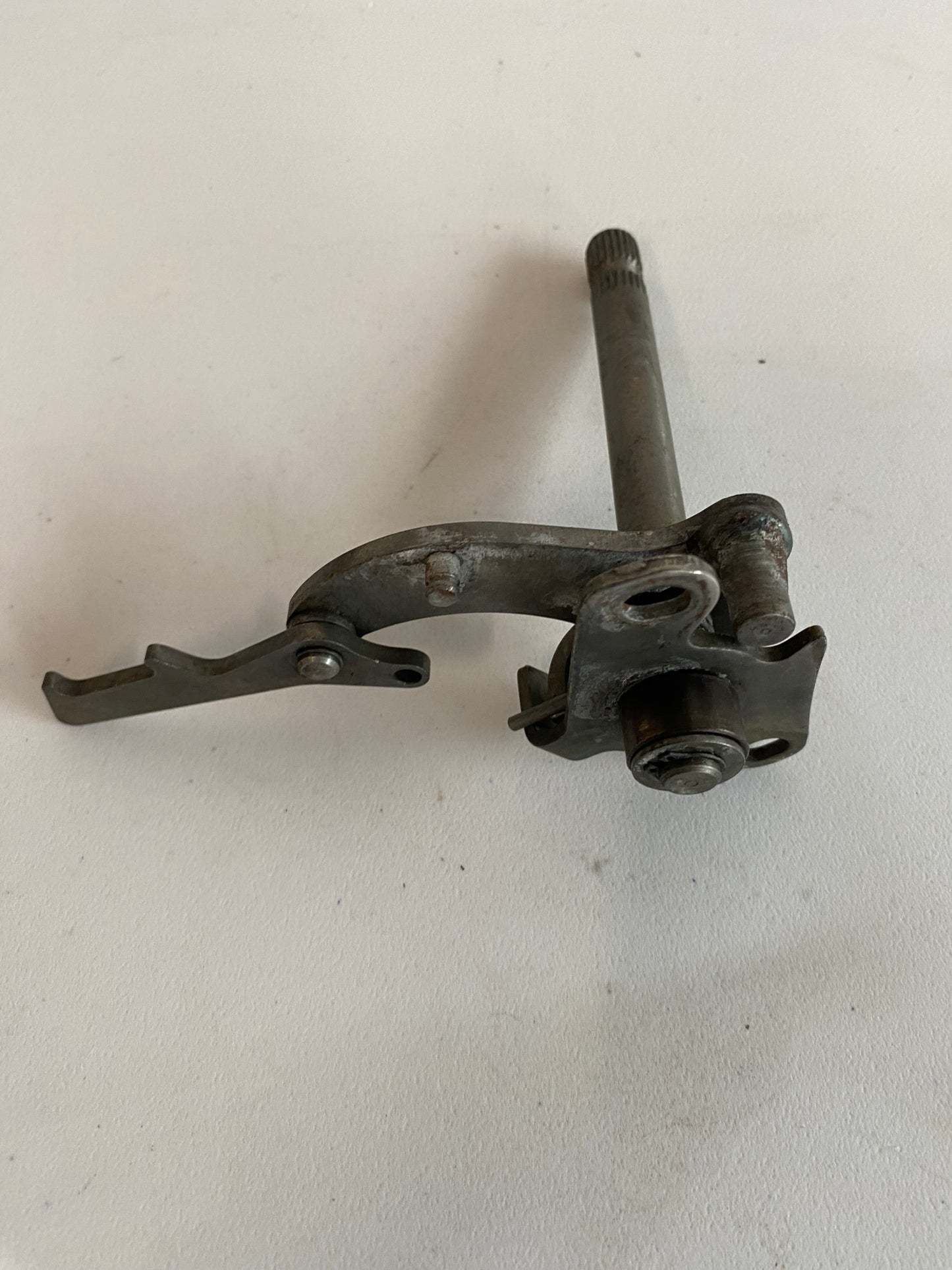 Axe de sélecteur de vitesses Harley Davidson REF OEM : 34015-91