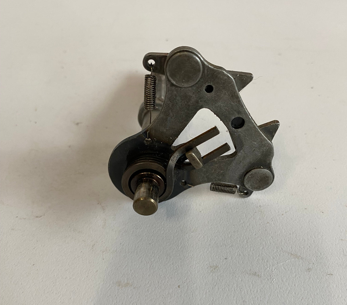 Axe de sélecteur Harley Davidson REF OEM : 34014-06A