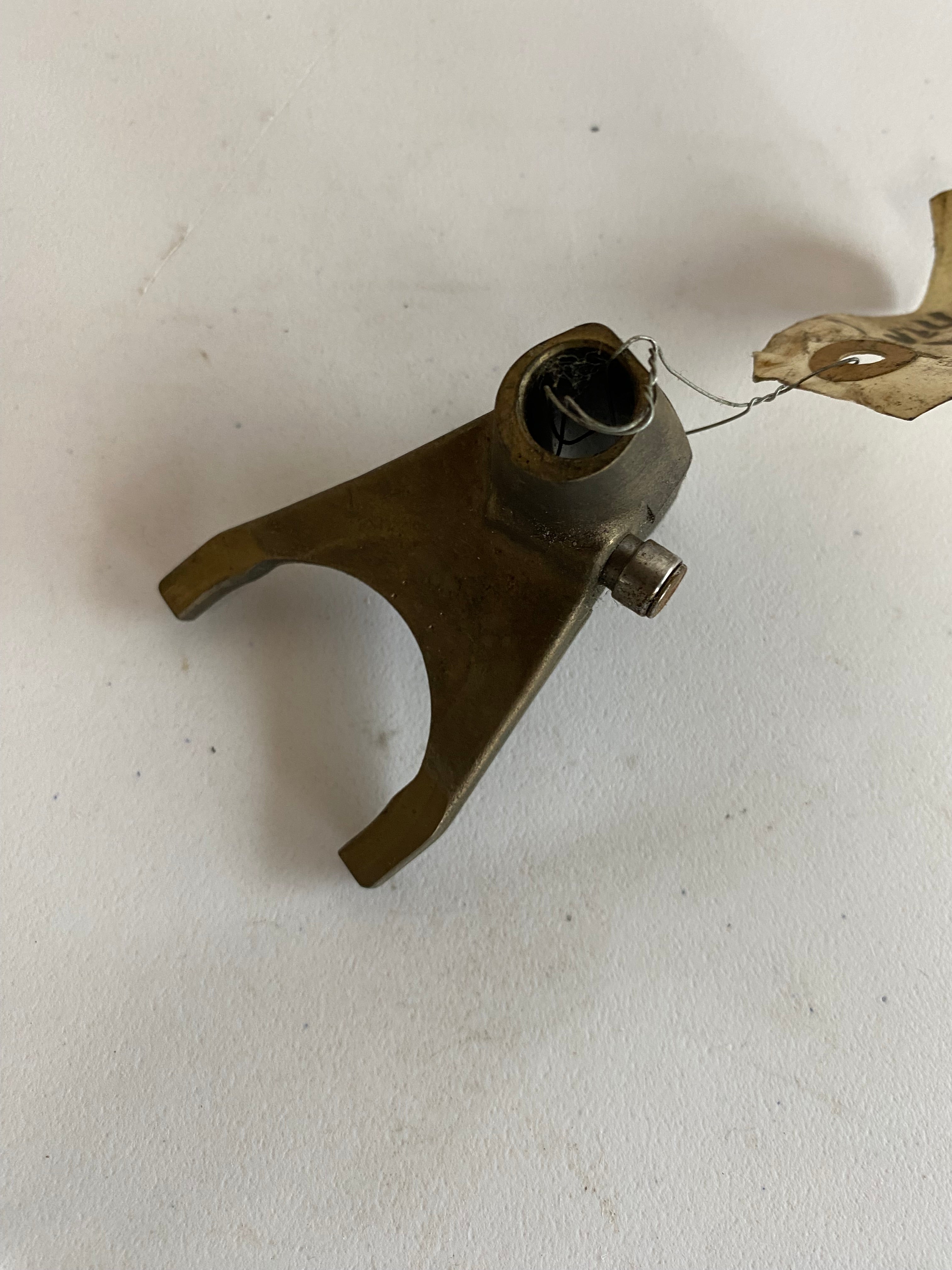 Fourchette boite à vitesses BUELL REF OEM : 34157-06