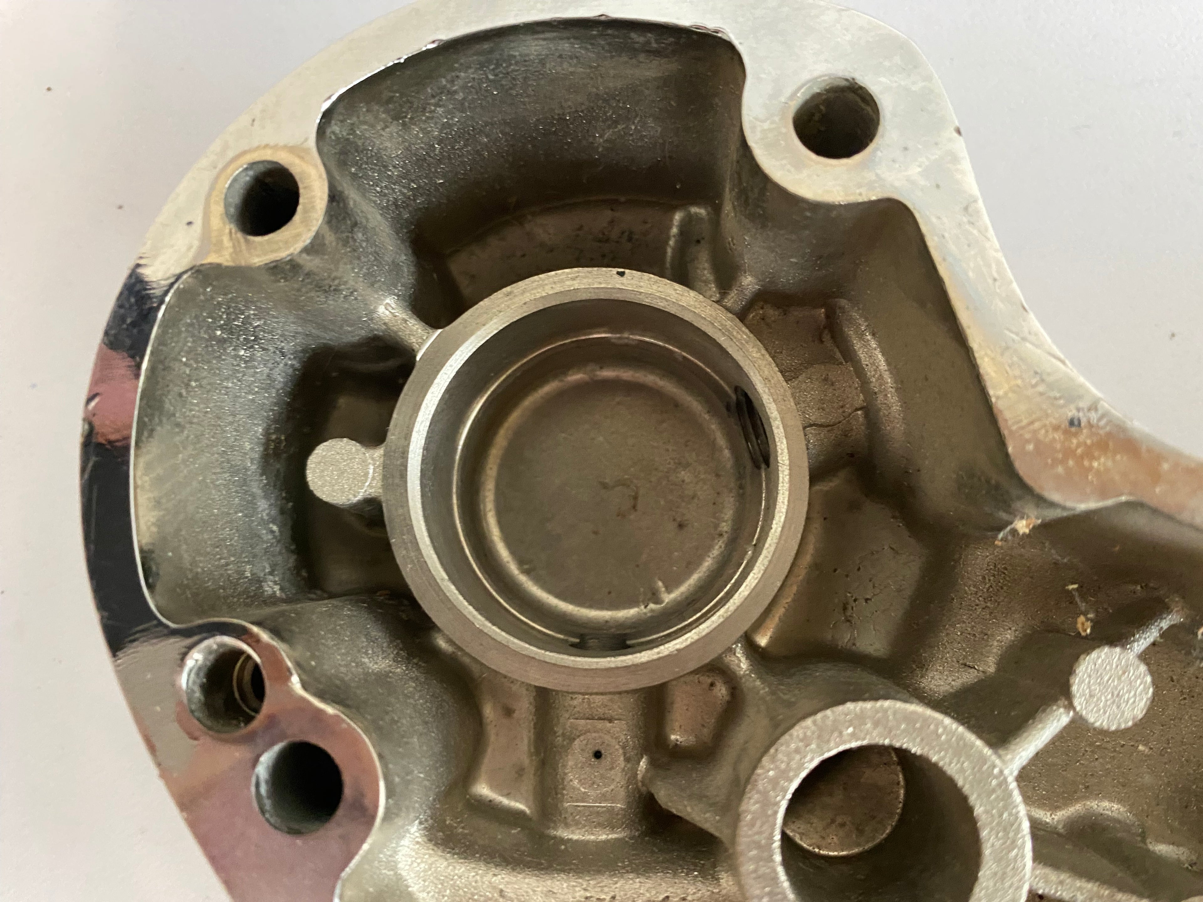 Carter de distribution chromé Sportster Harley Davidson REF OEM : 25263-86
