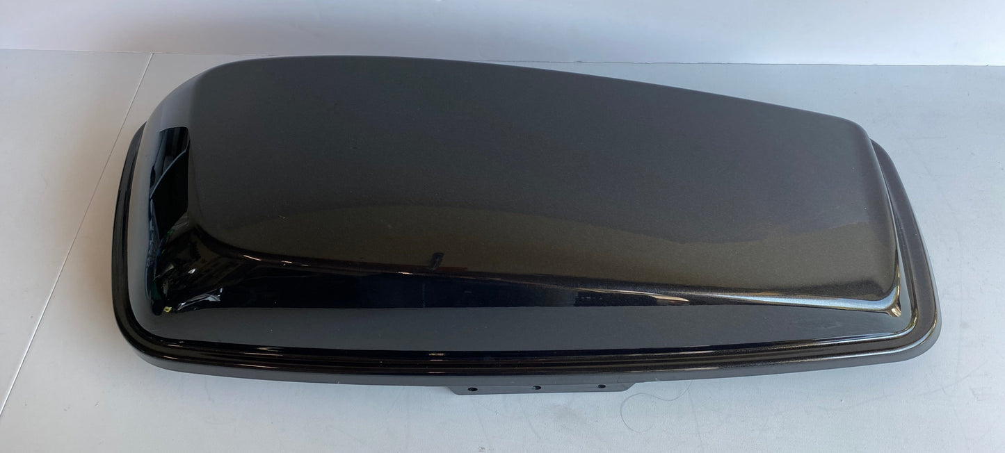 Couvercle de sacoche droite Black Quartz Touring Harley Davidson REF OEM 90201056DWE