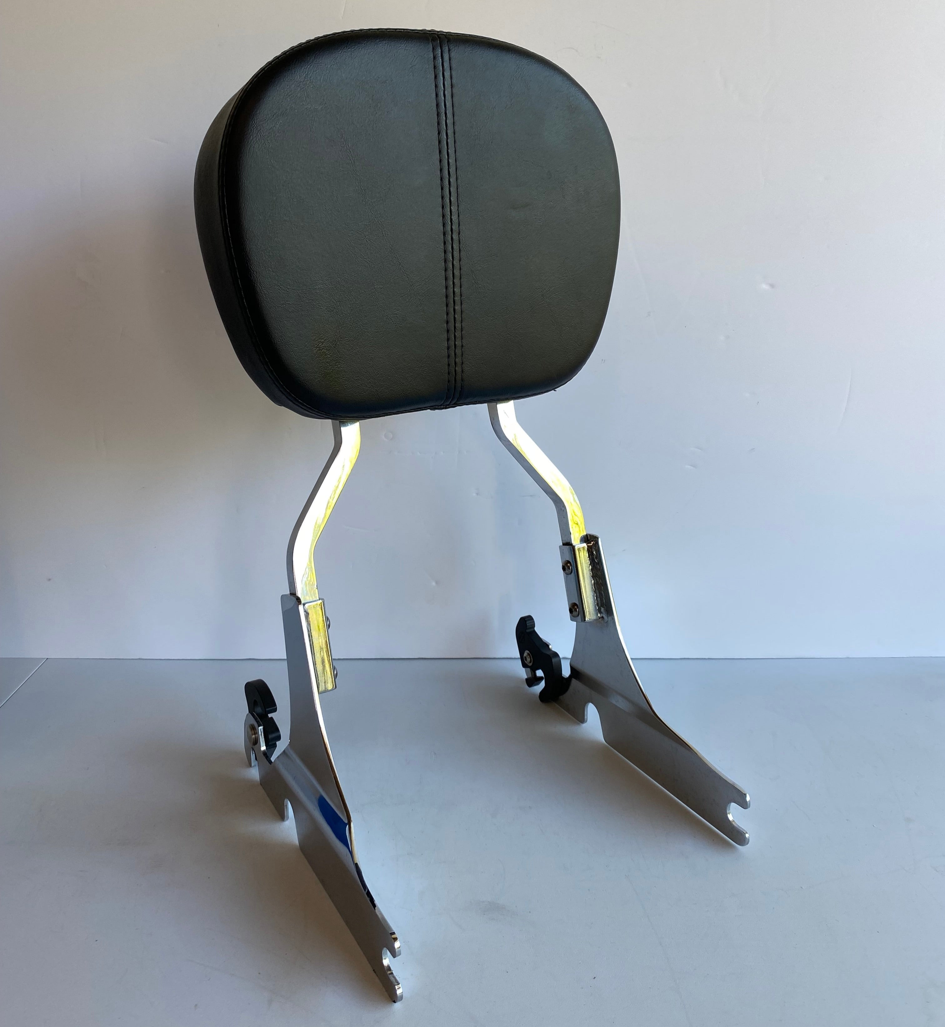 Sissy bar détachable Softail Harley Davidson REF OEM 53374-03 & 52731-00