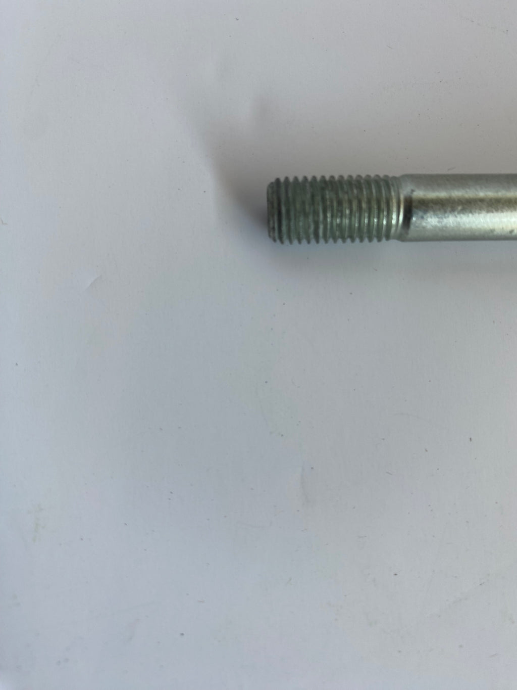 Goujon clignotant arrière Harley Davidson REF OEM 56104-94